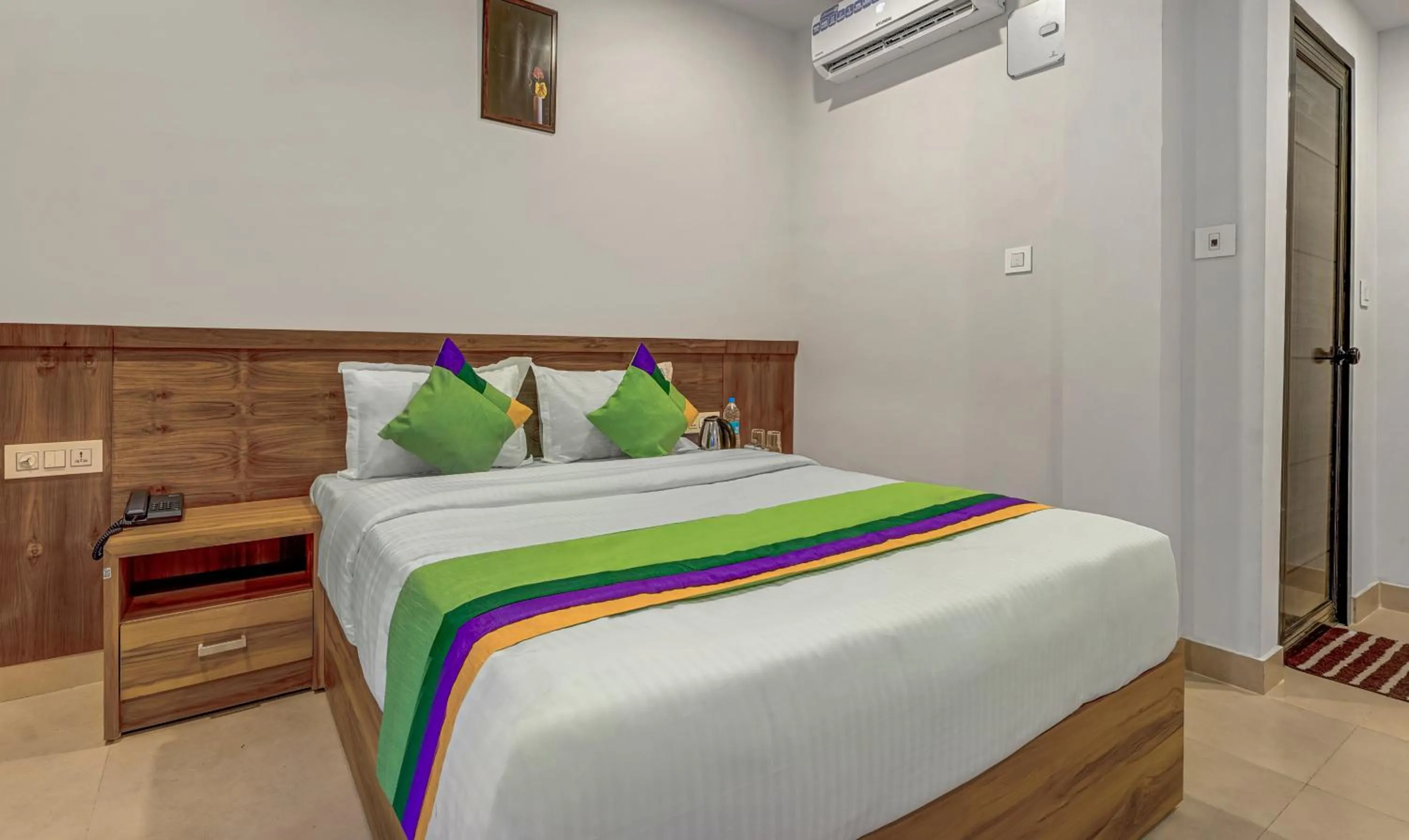 Bedroom, Bed in Treebo Regalia Inn Wayanad