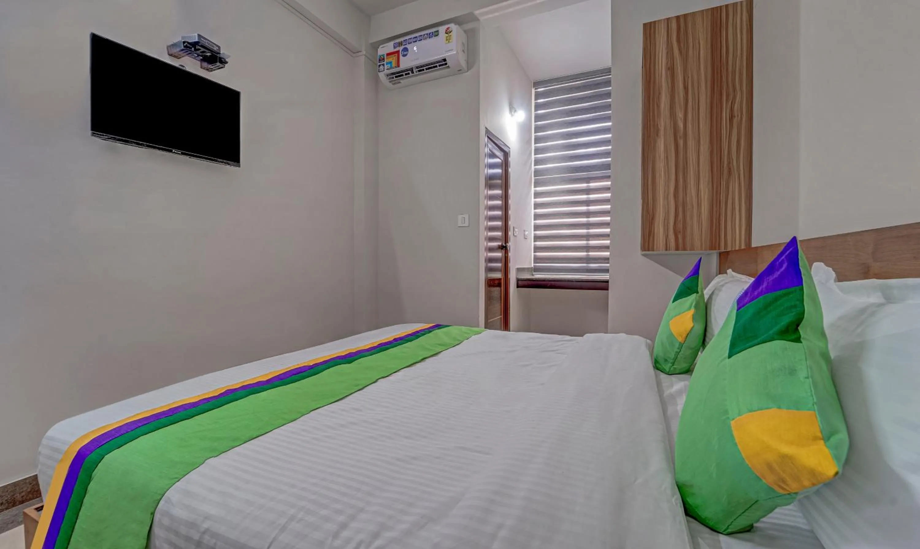 Bedroom, Bed in Treebo Regalia Inn Wayanad