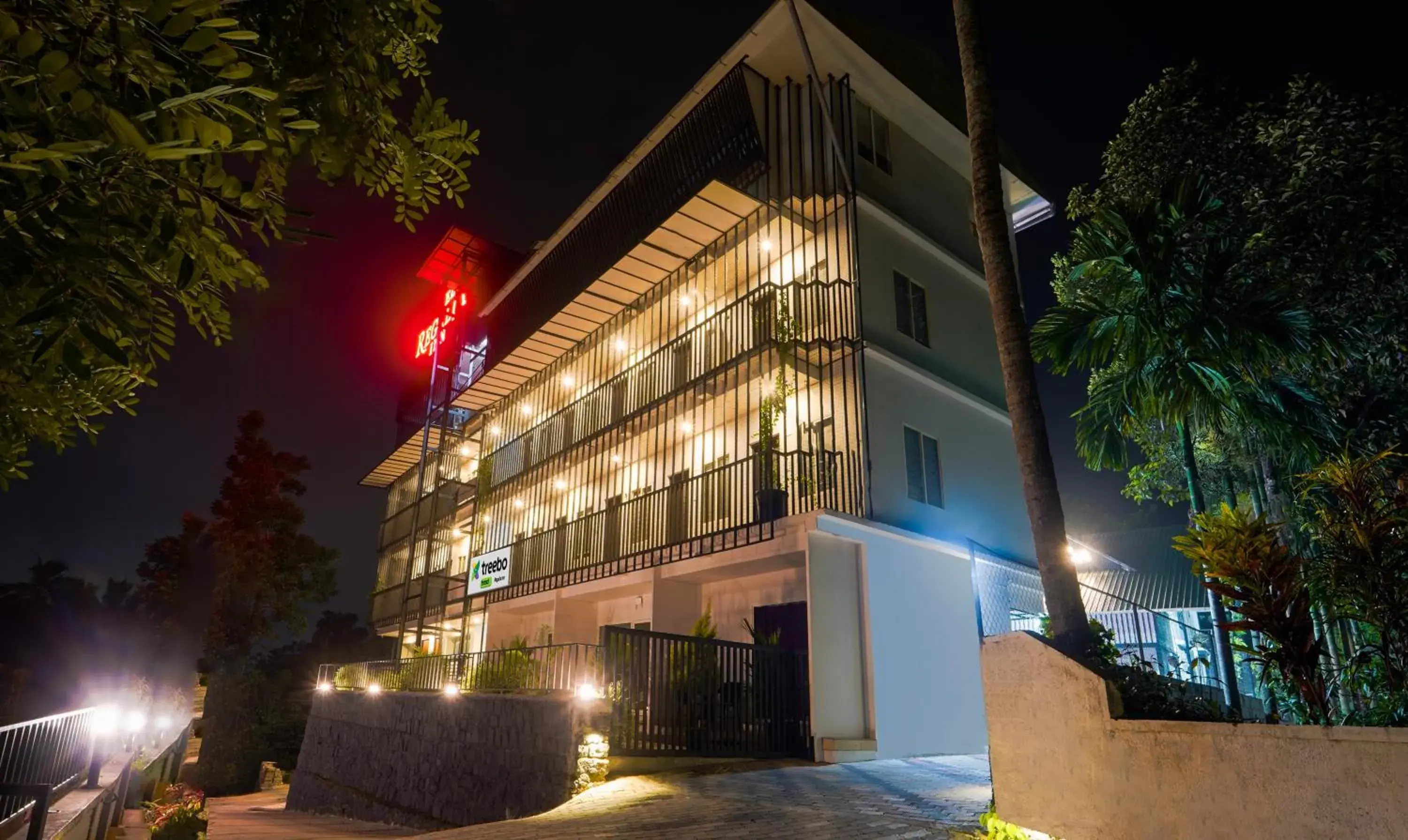 Facade/entrance in Treebo Regalia Inn Wayanad Facade/entrance in Treebo Regalia Inn Wayanad