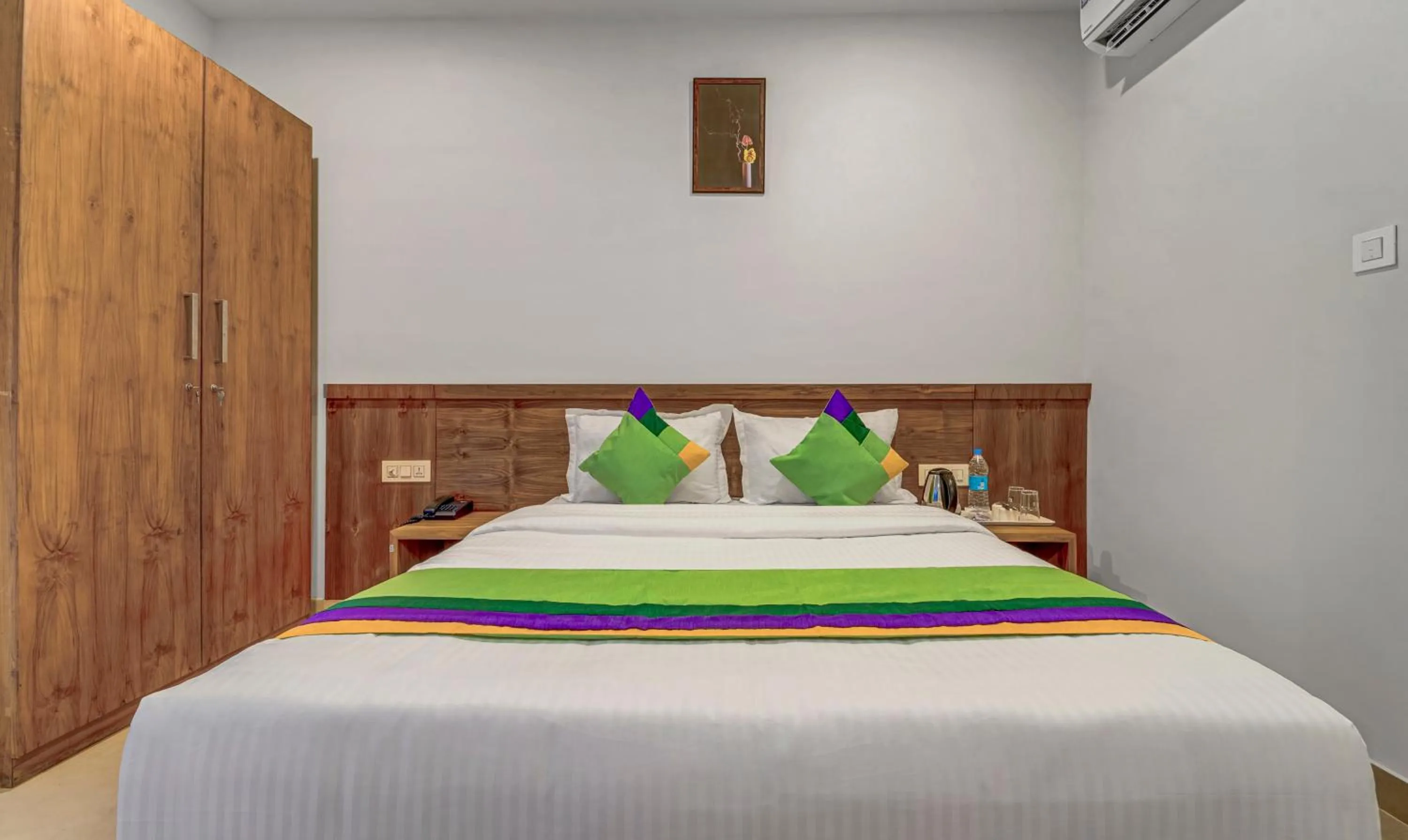 Bedroom, Bed in Treebo Regalia Inn Wayanad