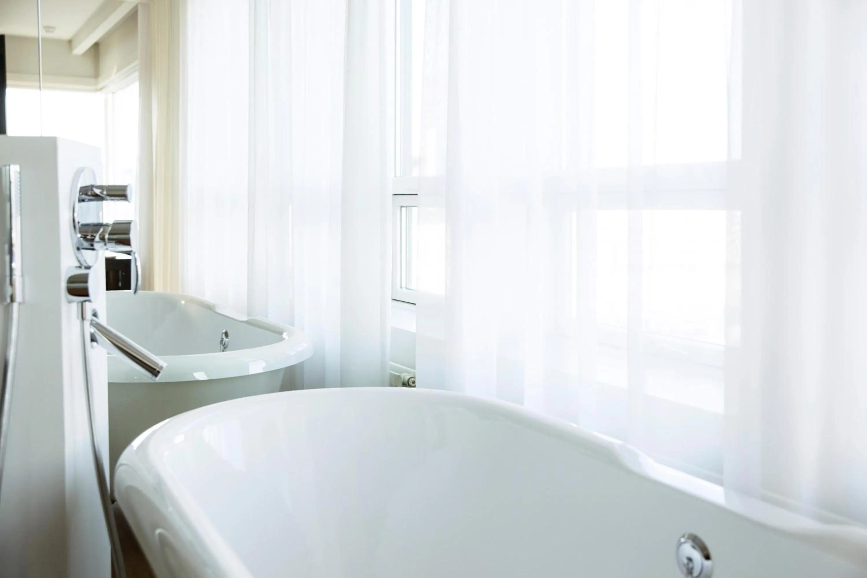 Photo of the whole room in 101 Hotel, a Member of Design Hotels