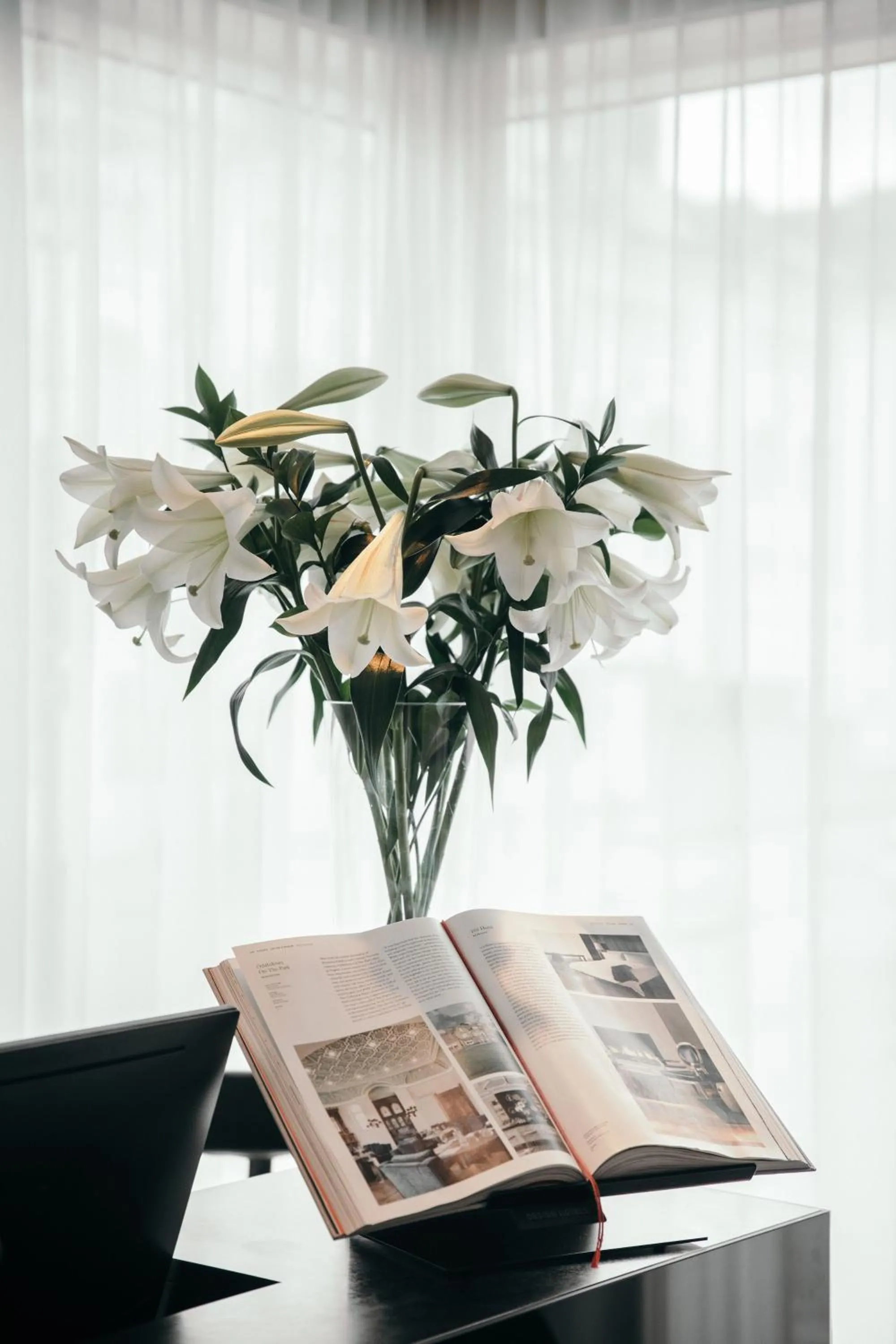 Lounge or bar in 101 Hotel, a Member of Design Hotels