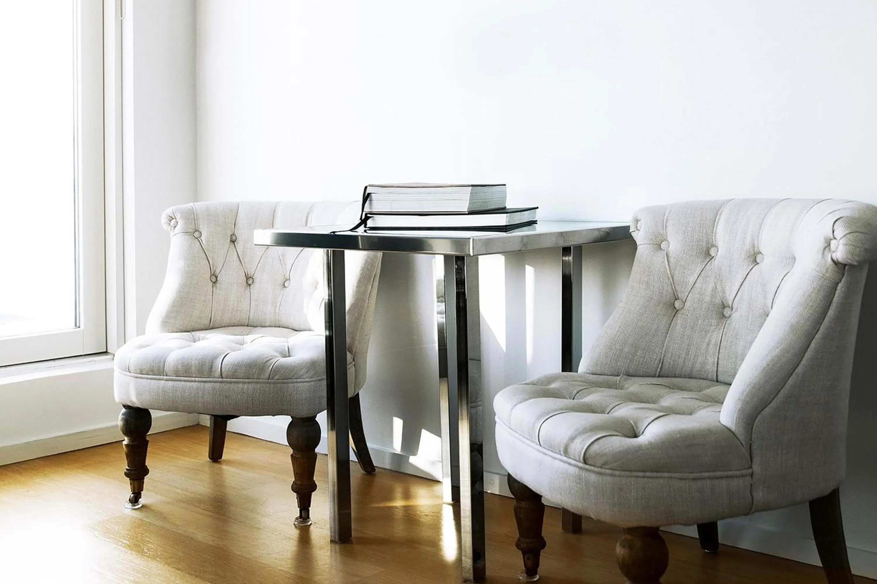 Photo of the whole room in 101 Hotel, a Member of Design Hotels