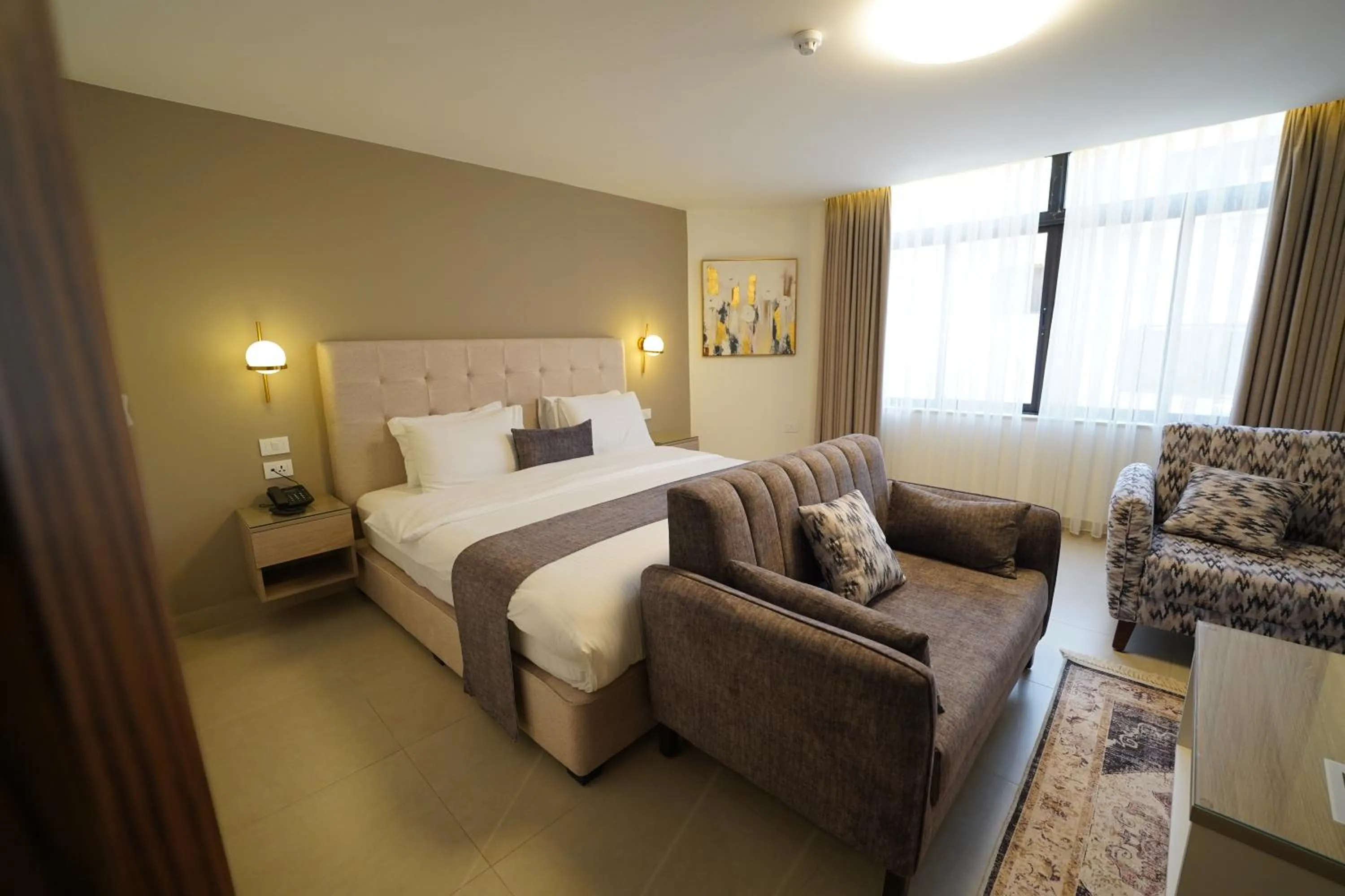 Bedroom, Bed in Red Carpet Hotel & Suites