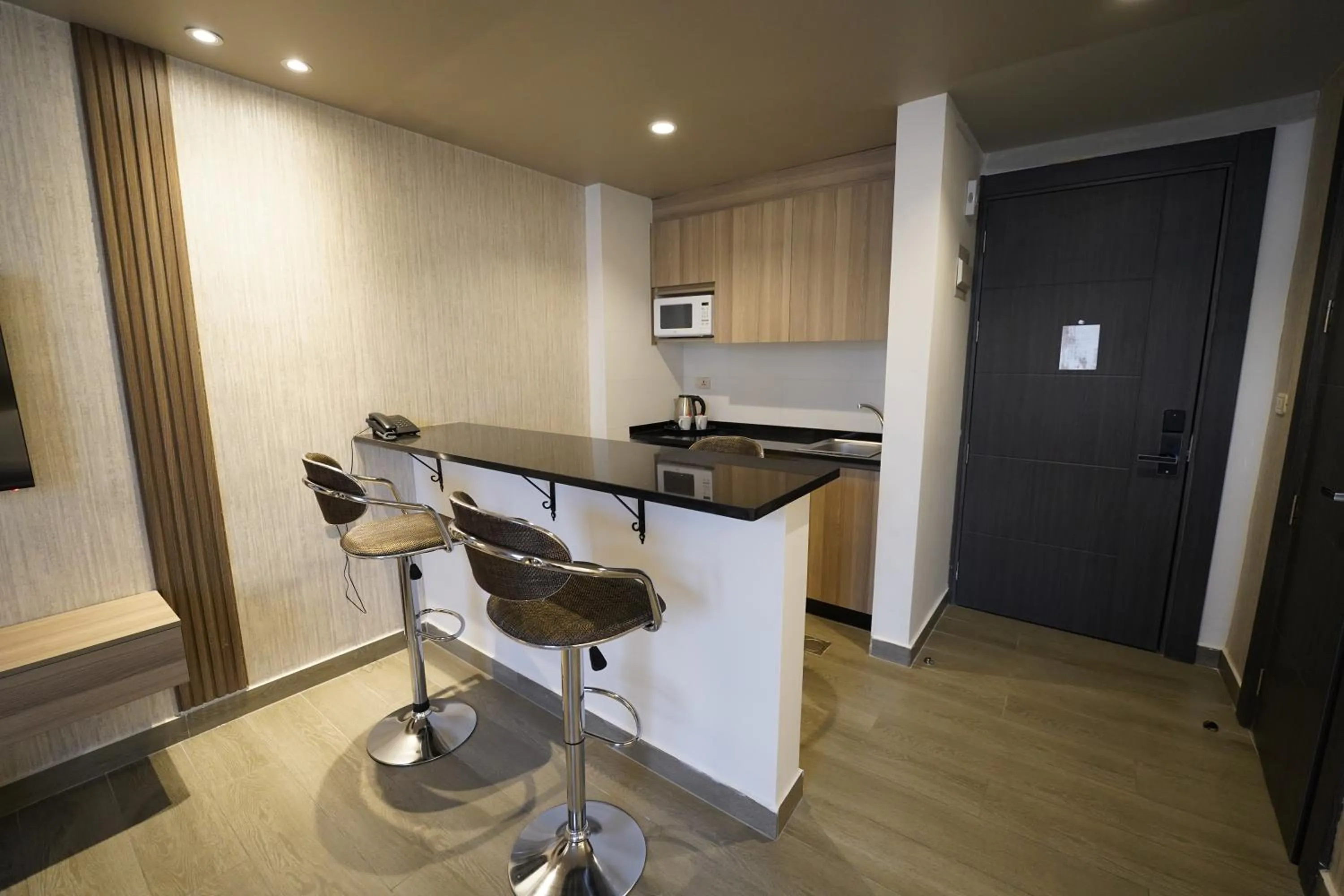 Dining area in Red Carpet Hotel & Suites