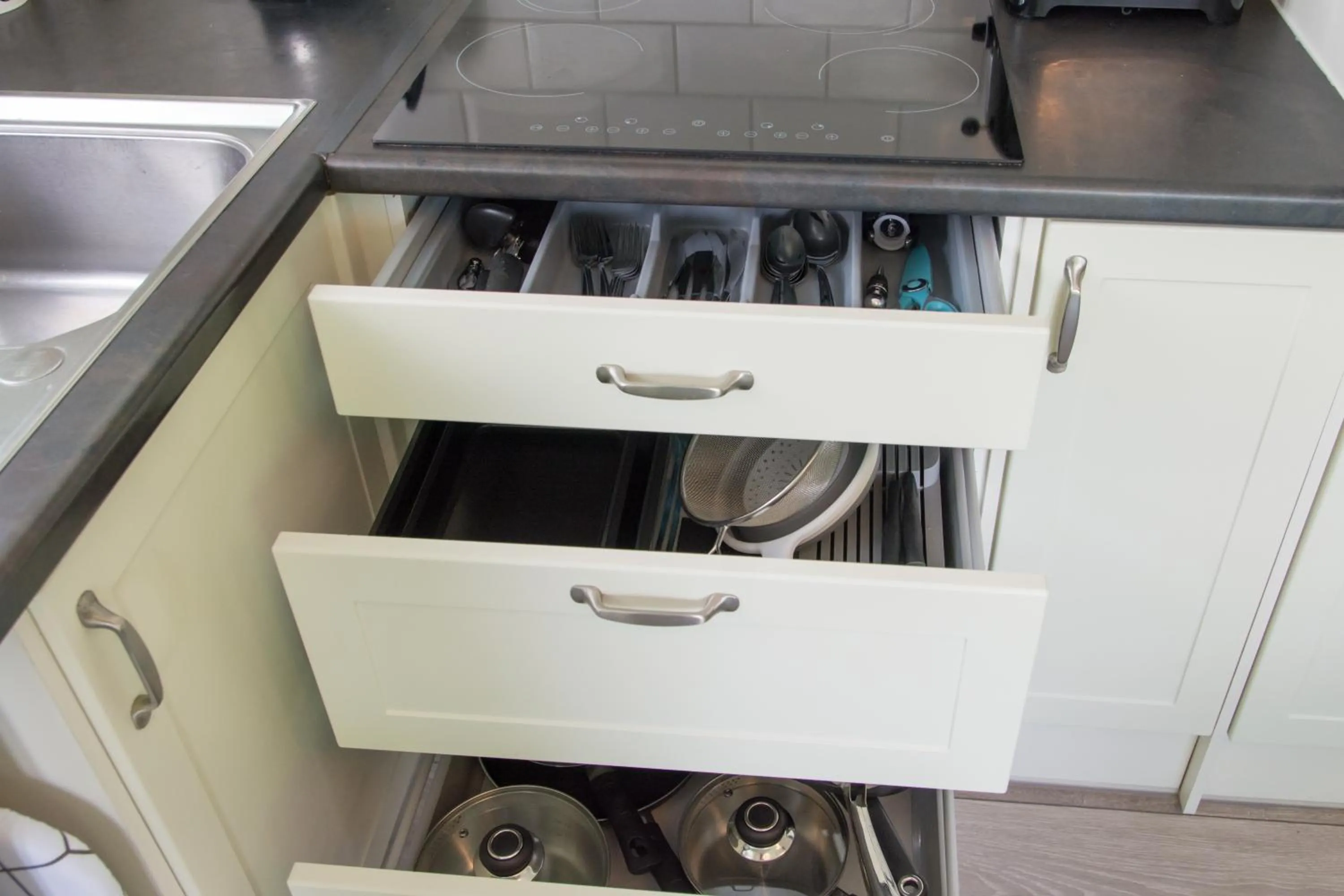 Kitchen or kitchenette in Luxury Self Catering in Colchester with Free EV point