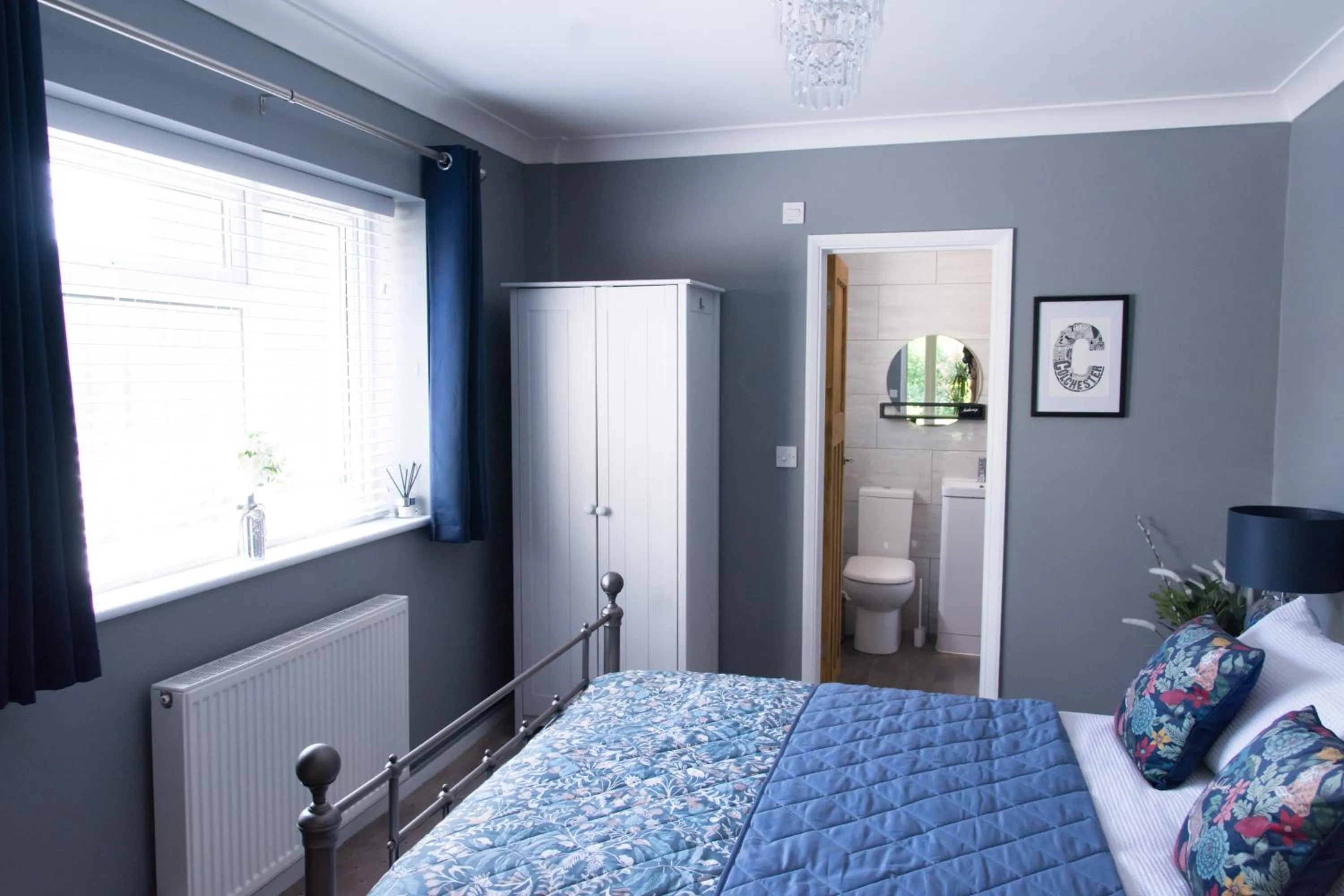 Bed in Luxury Self Catering in Colchester with Free EV point