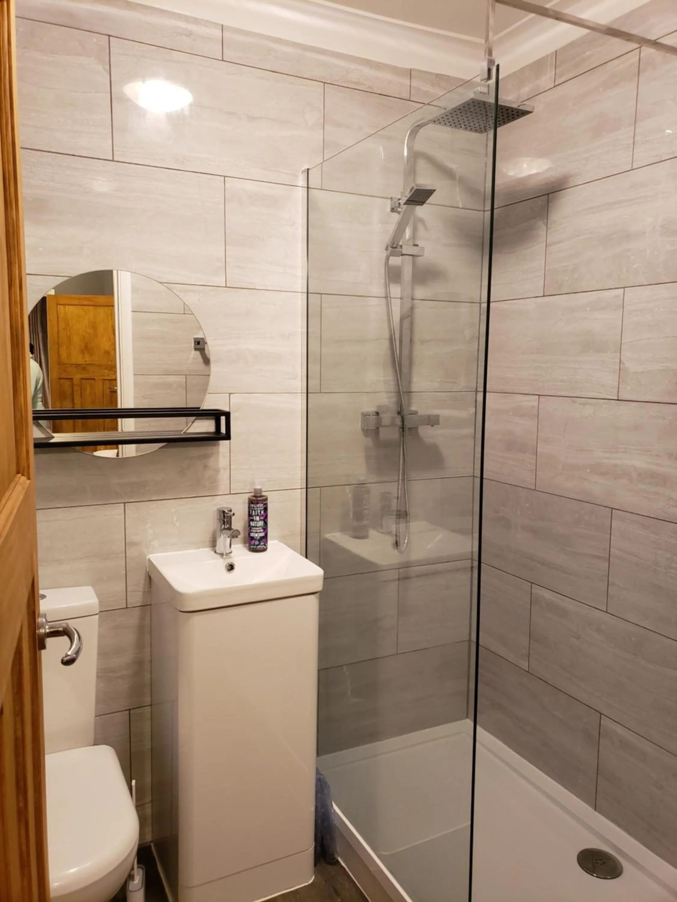Shower in Luxury Self Catering in Colchester with Free EV point