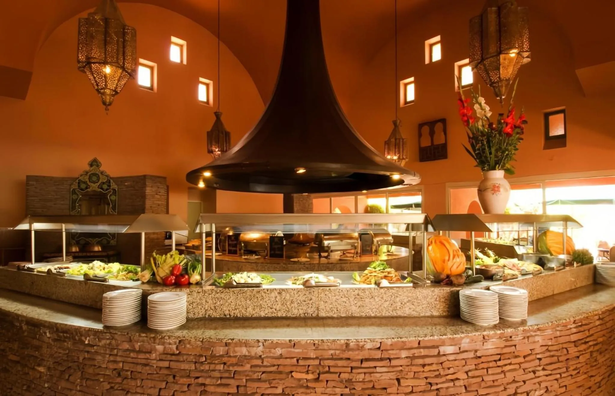 Restaurant/places to eat in Hôtel Le Semiramis Marrakech by Bravia Hotels