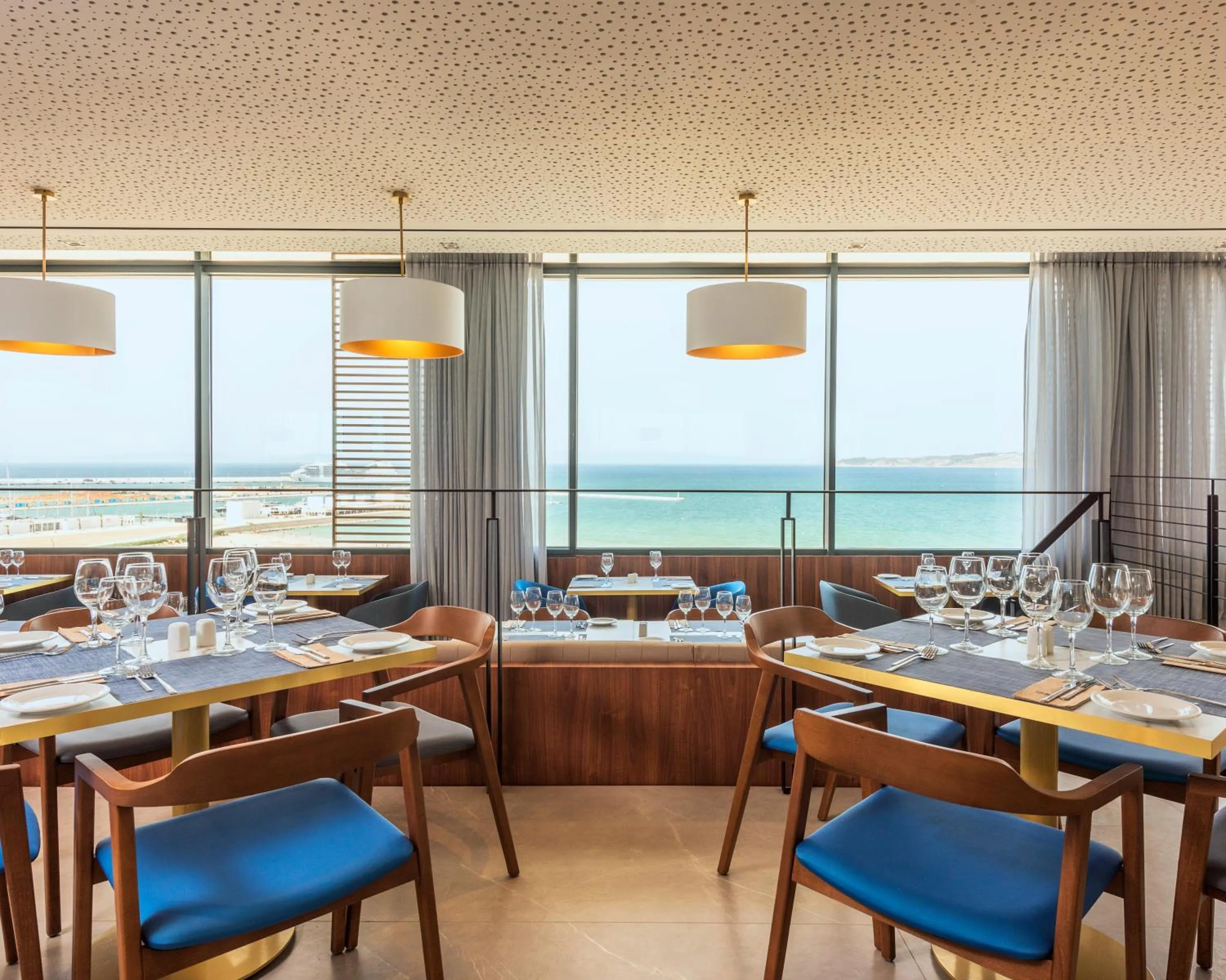 Restaurant/places to eat in Barceló Tanger