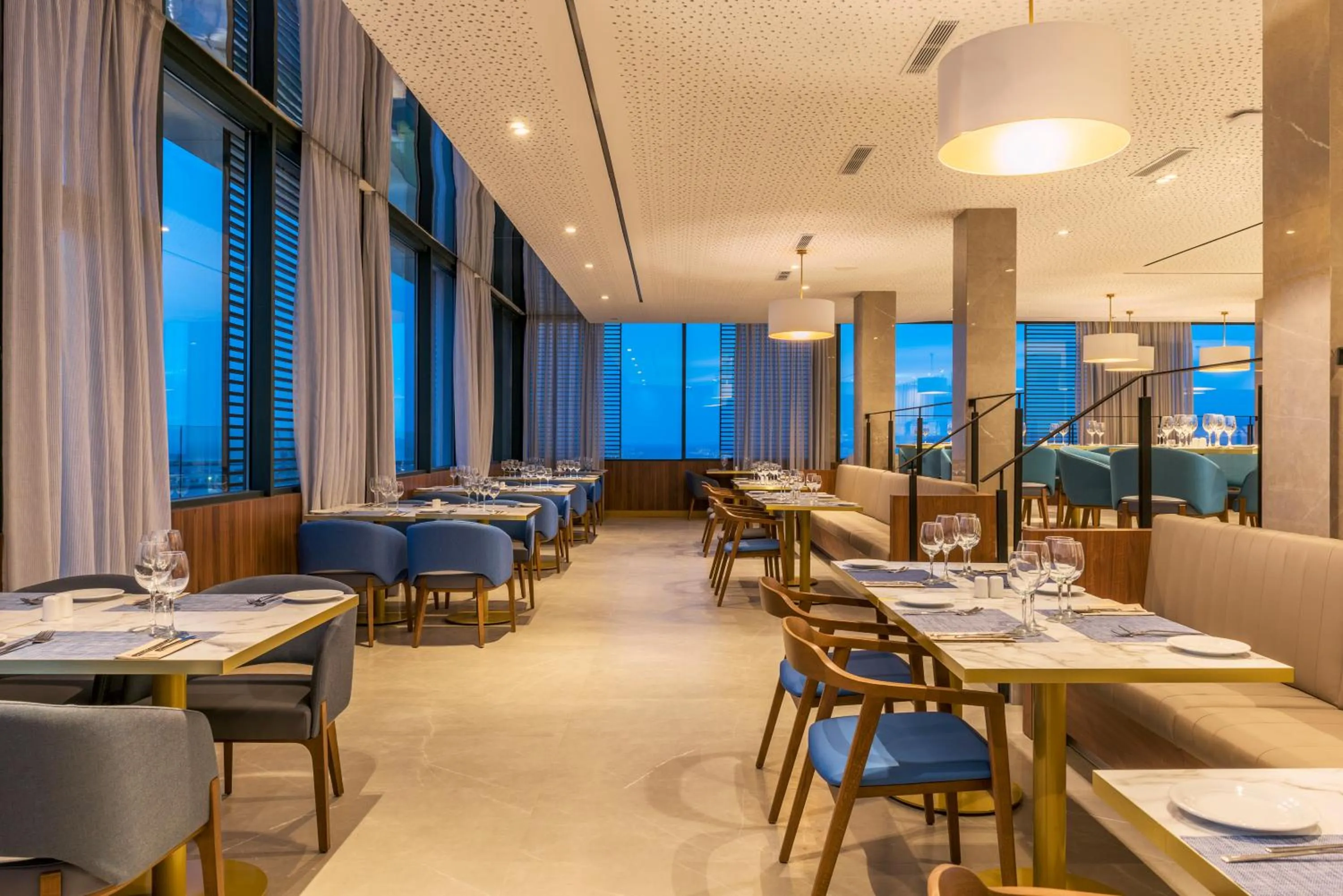 Restaurant/places to eat in Barceló Tanger