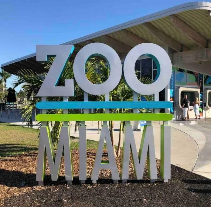 Animals in Amazing & cozy Duplex near Zoo Miami !