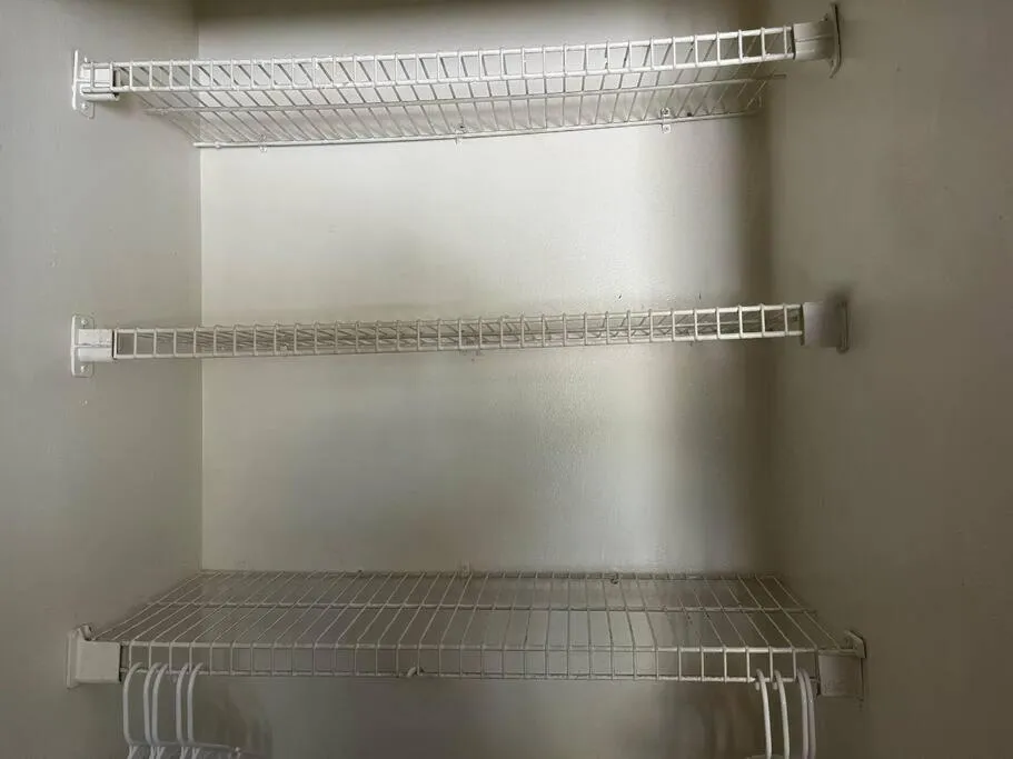 wardrobe in Amazing & cozy Duplex near Zoo Miami !