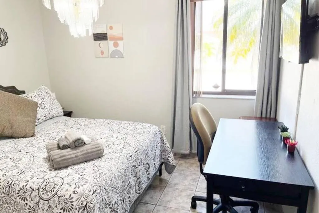 Bedroom, Bed in Amazing & cozy Duplex near Zoo Miami !