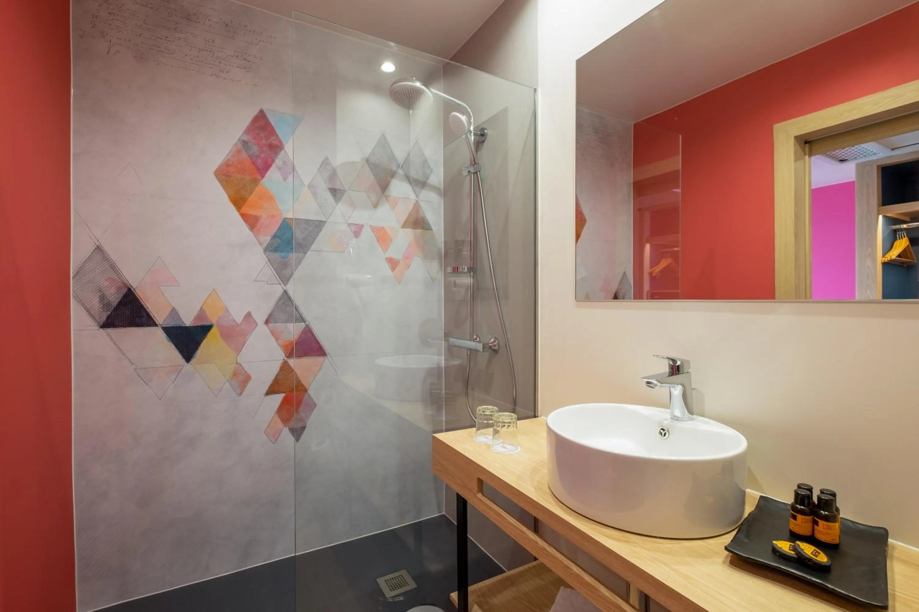 Shower in Allegro Agadir