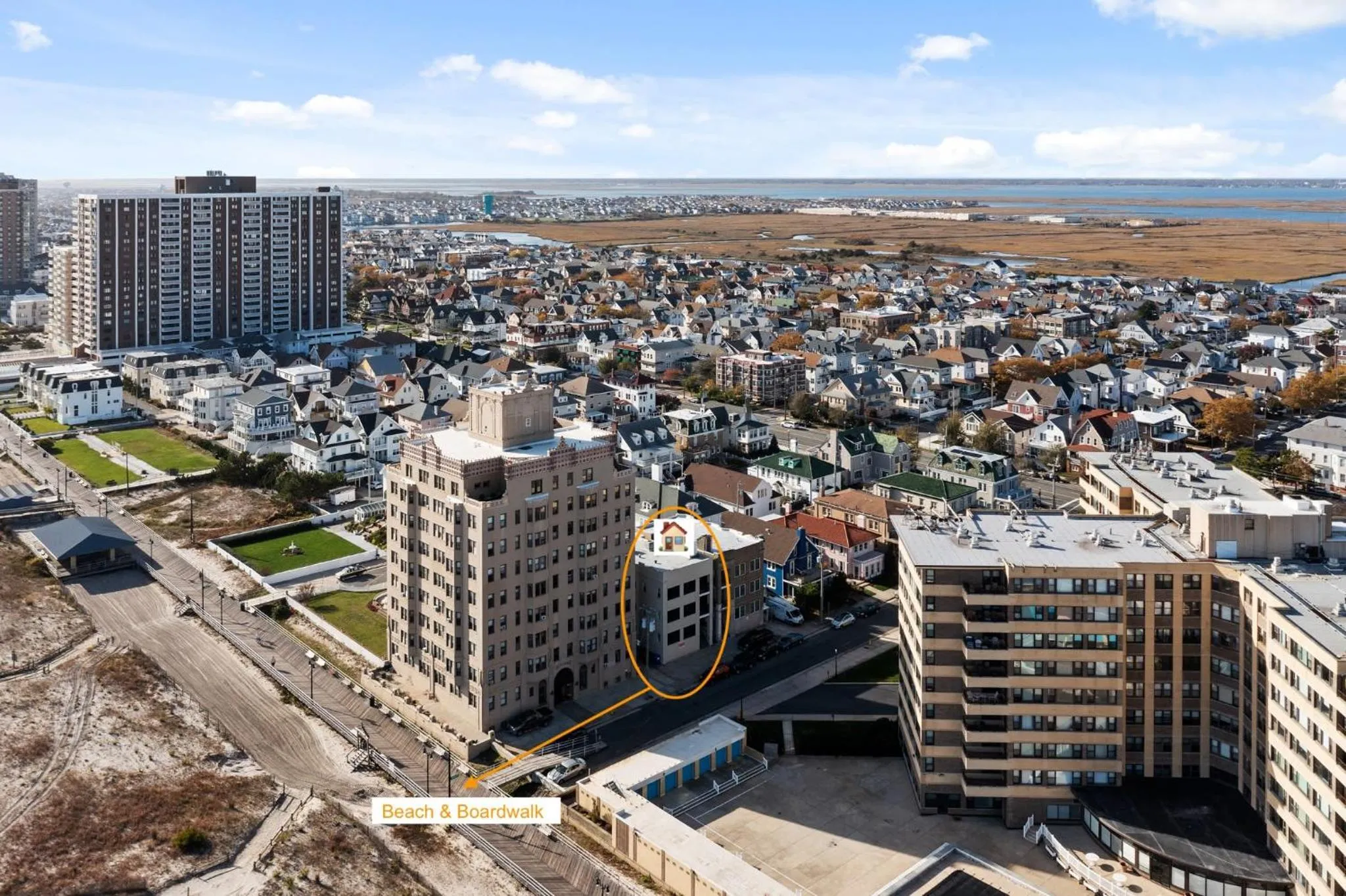 3 Beachfront Apts with 12BR 6BA in AC