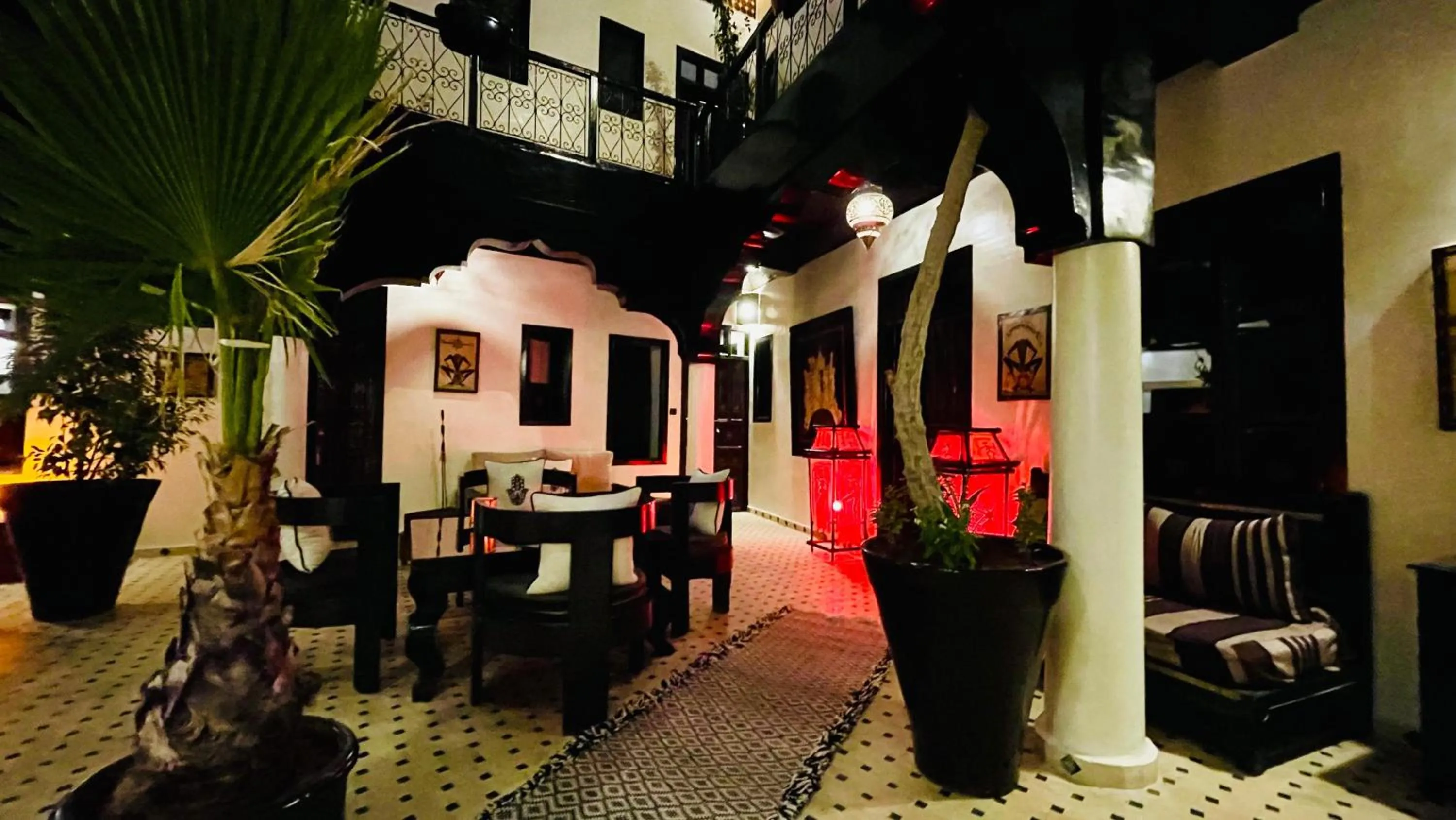 Property building in Dar Najat