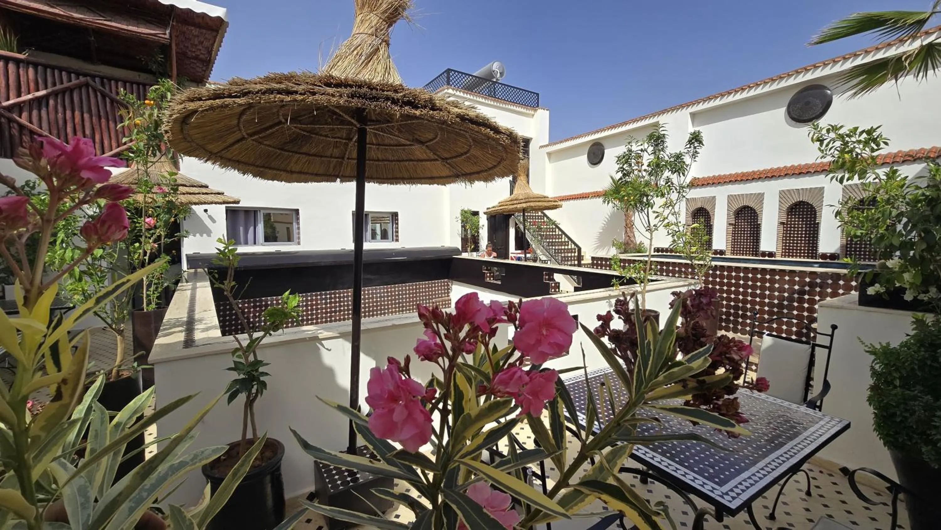 Property building in Dar Najat