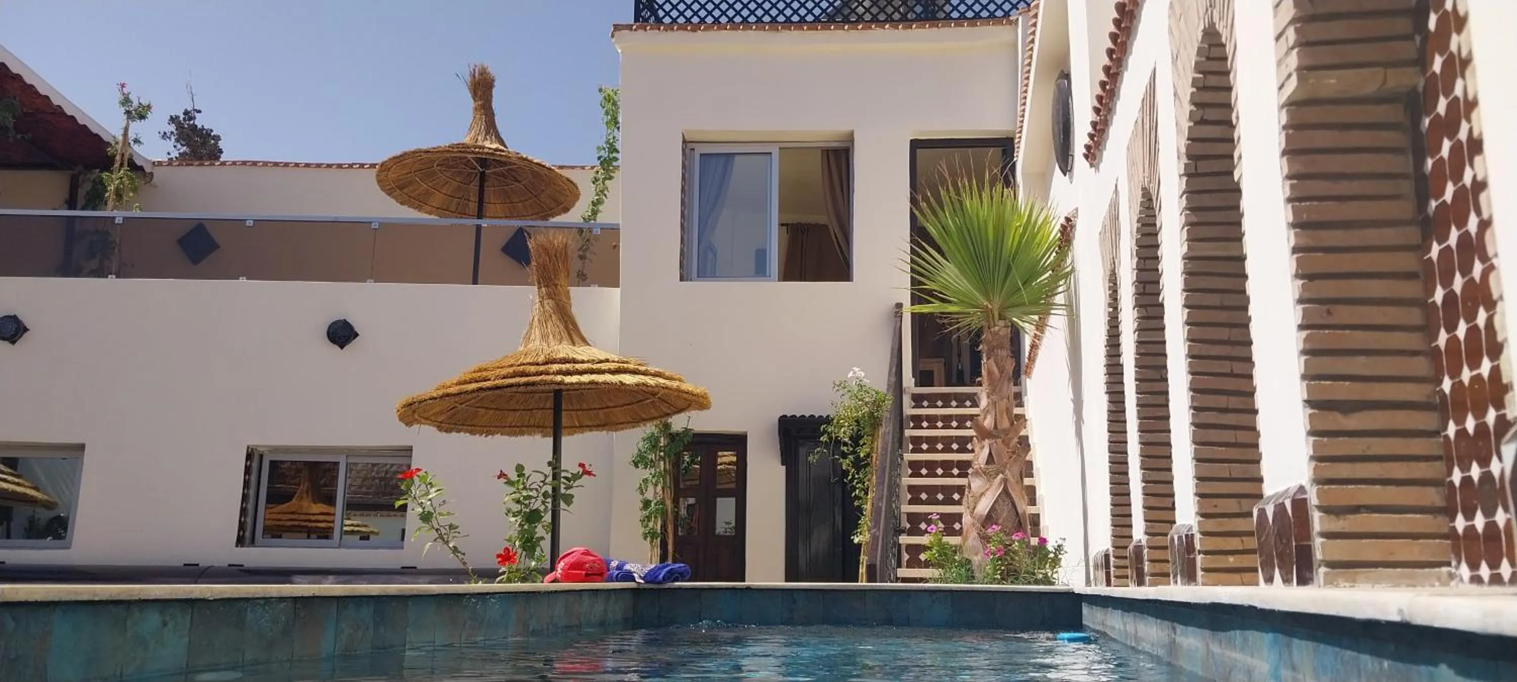 Property building in Dar Najat