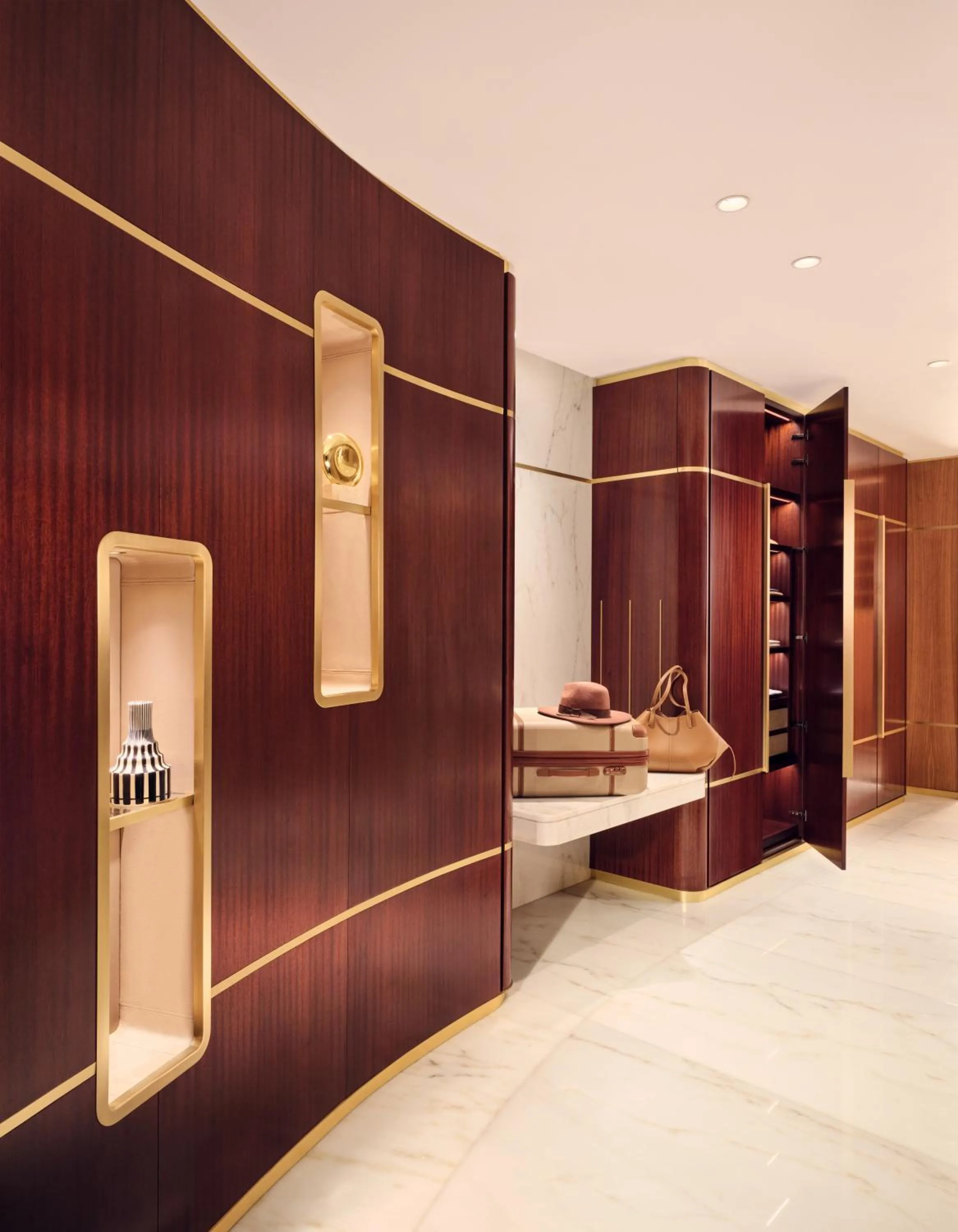 wardrobe in Royal Mansour Casablanca