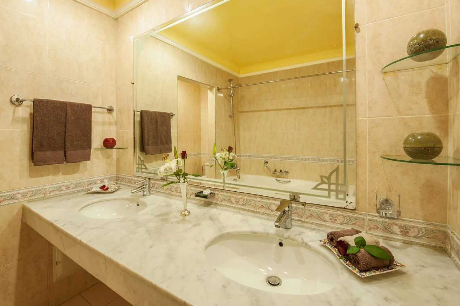 Bathroom in Hôtel Club Val d'Anfa Casablanca Ocean view