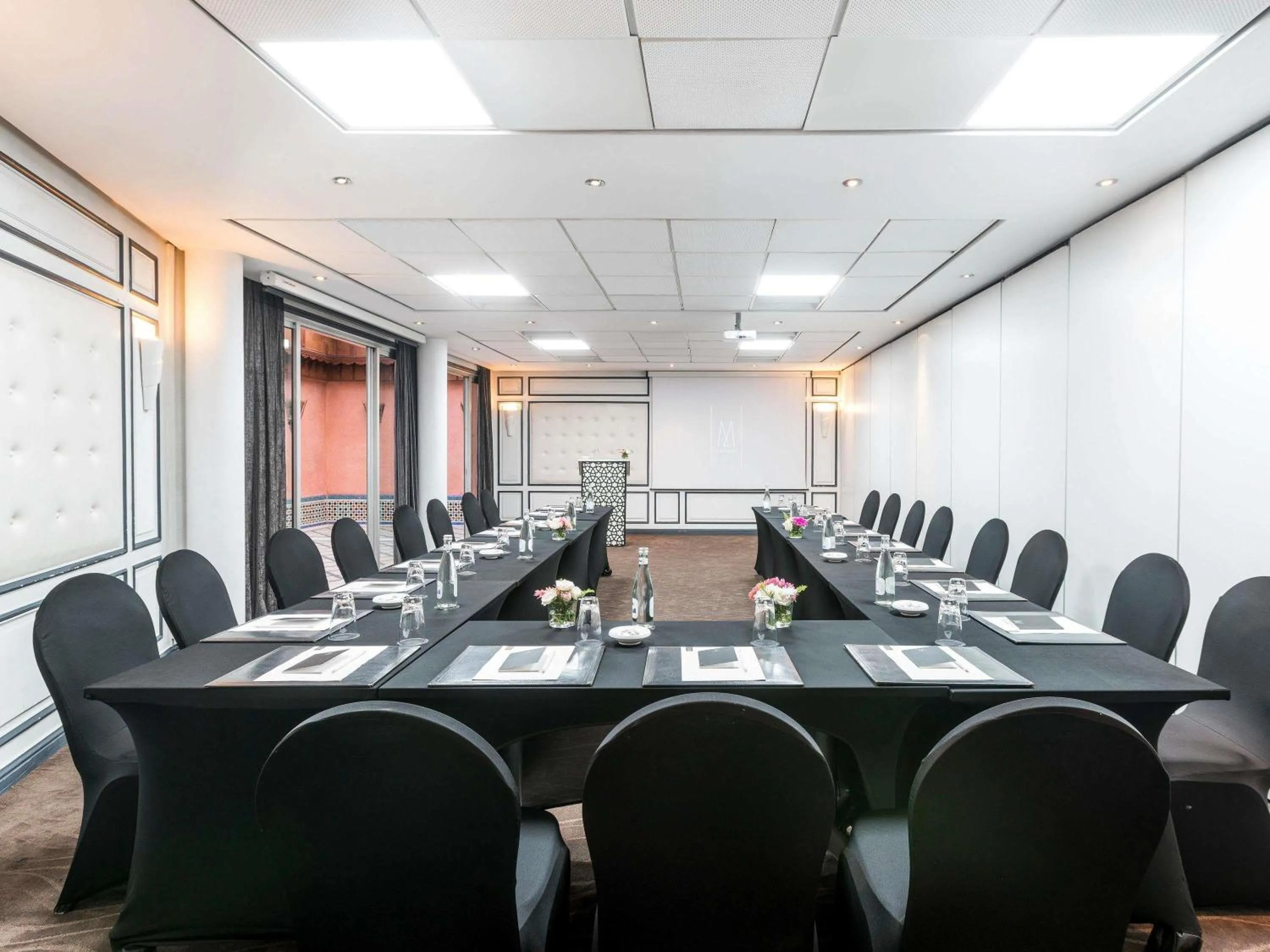 Meeting/conference room in Le Diwan Hotel Rabat - MGallery Collection