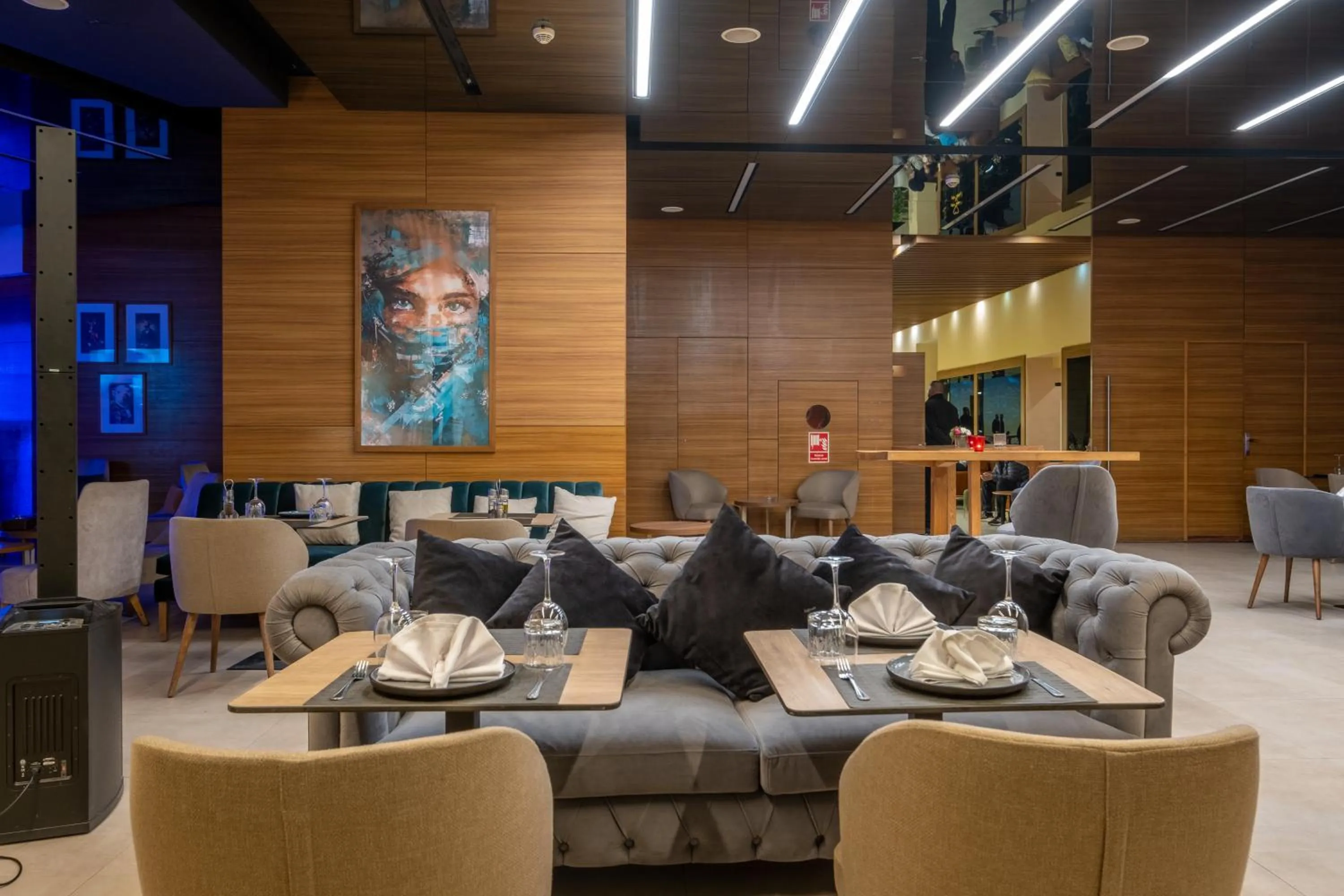 Restaurant/places to eat in Kenzi Basma