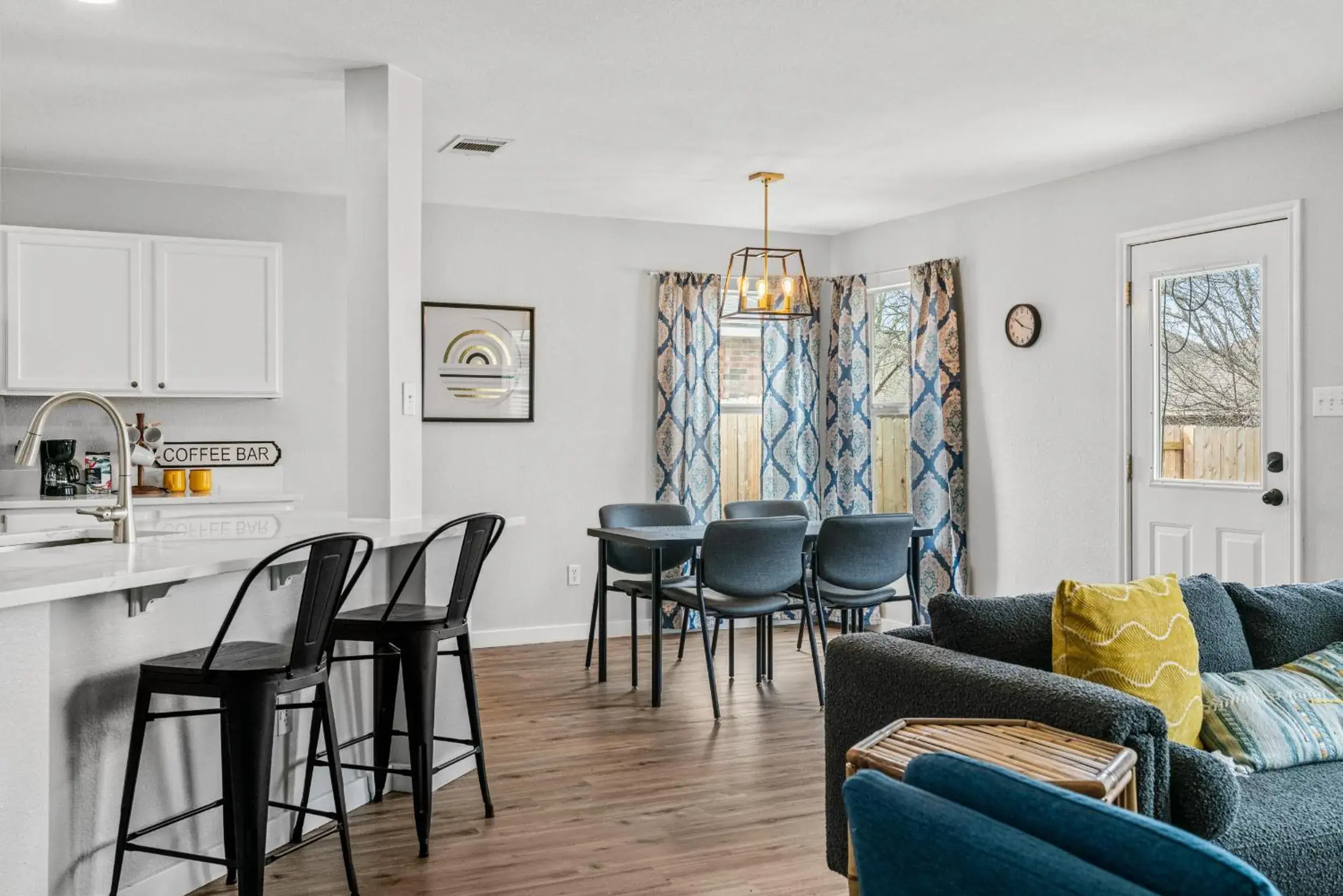 Modern, family friendly home w garage, huge yard! Modern, family friendly home w garage, huge yard!