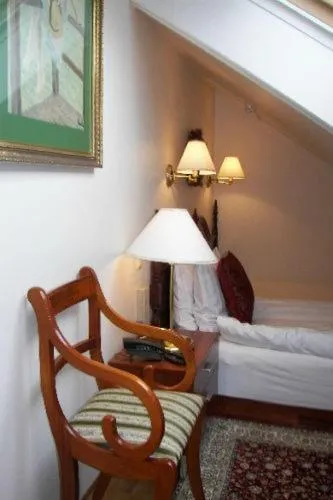 Hotel Phoenix