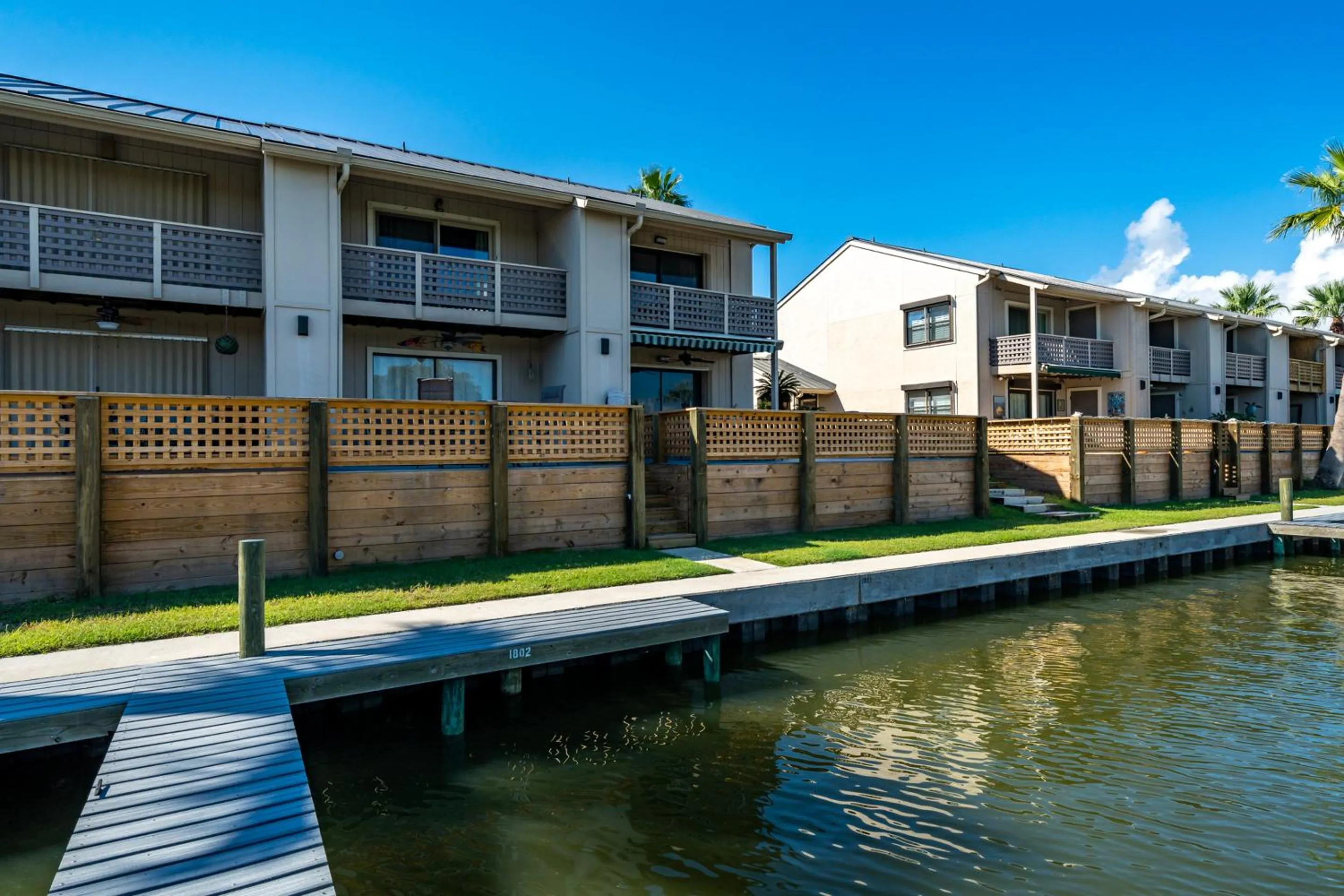 Property building in Gaetanos Getaway