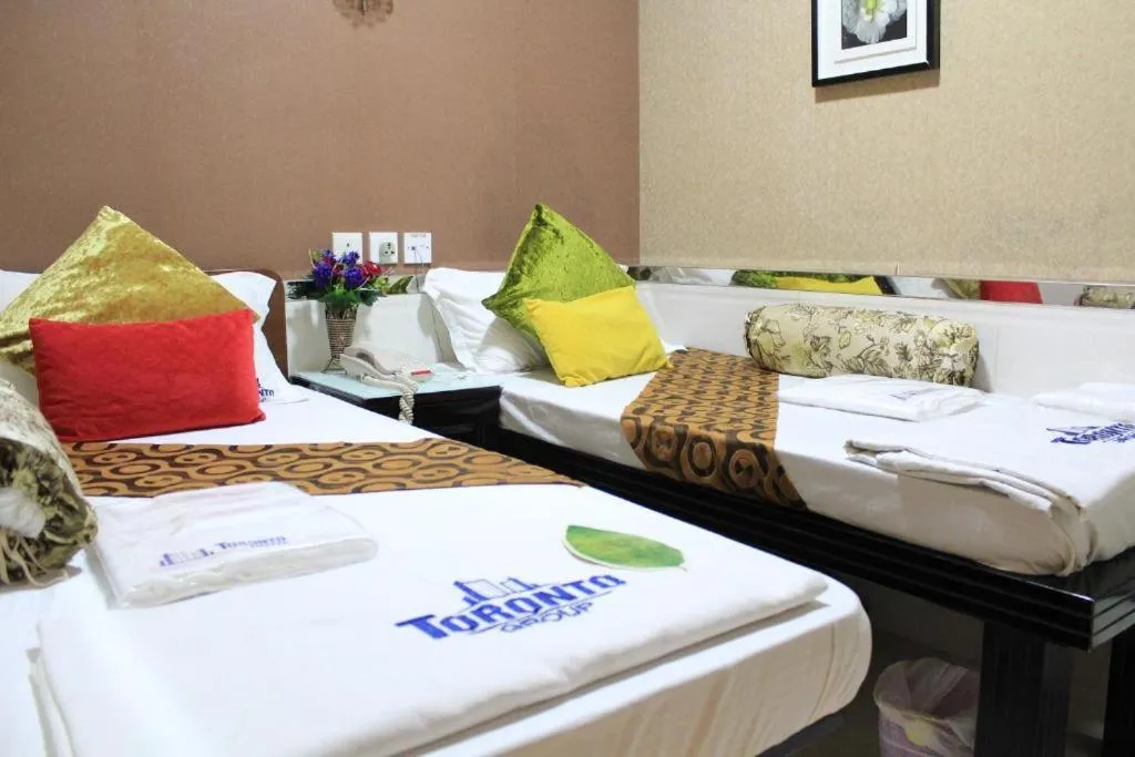 Bed in Toronto Motel HongKong