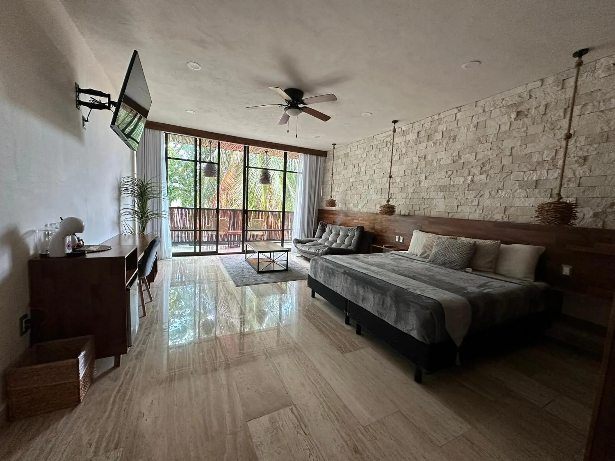 Bed in Aktun Bacalar