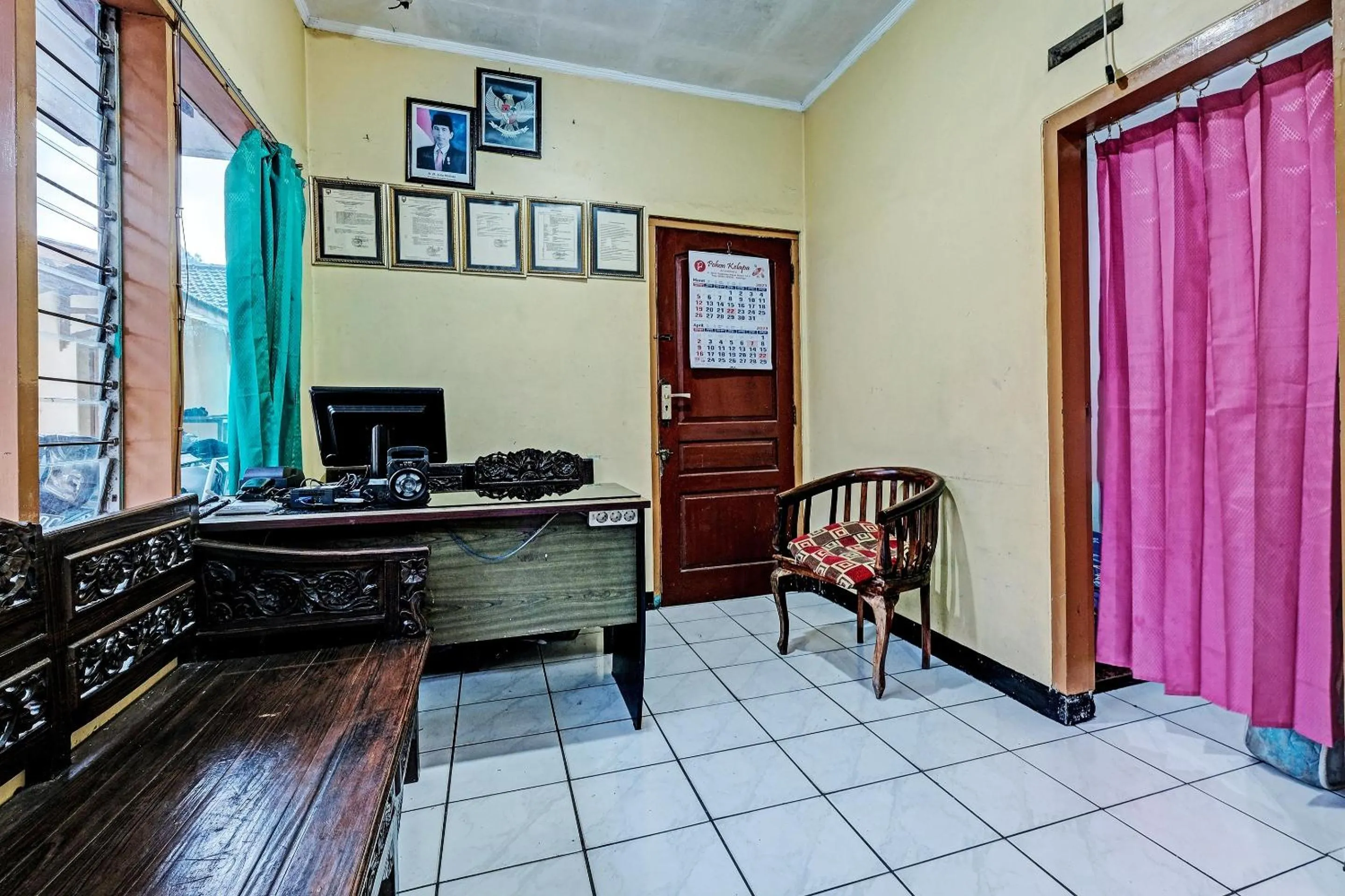 Lobby or reception in OYO 92406 Hotel Renata 1