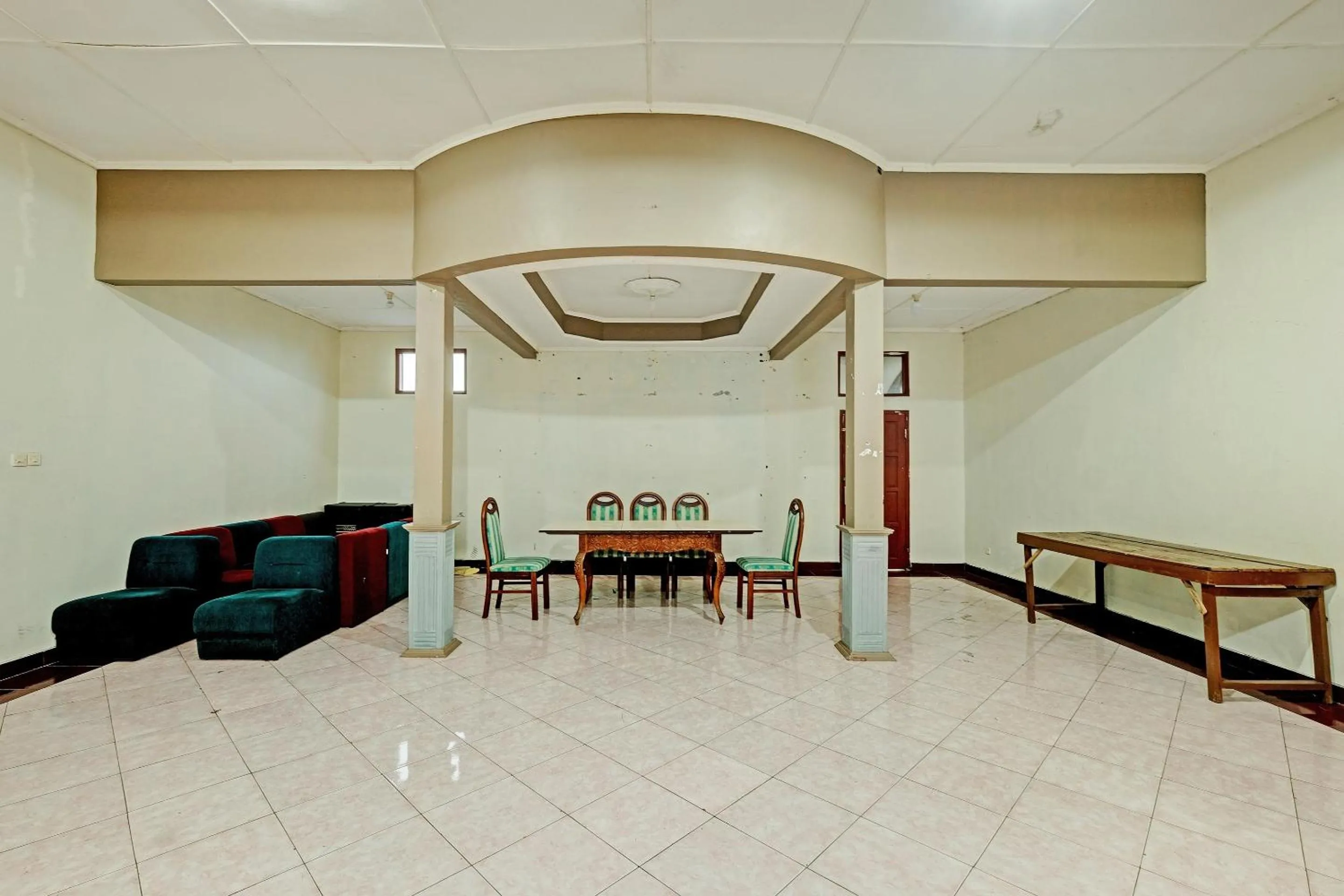 Lobby or reception in OYO 92406 Hotel Renata 1