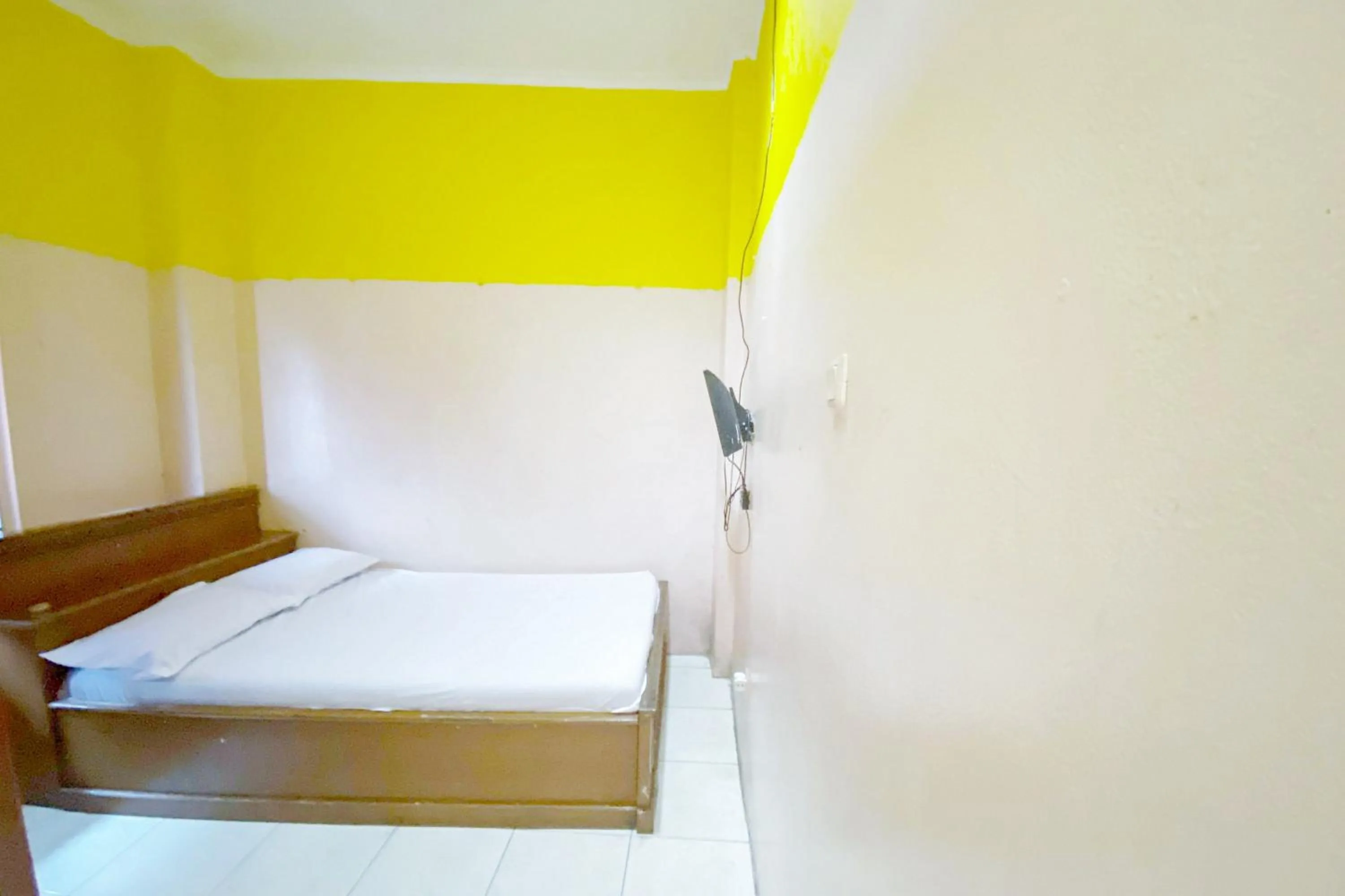 Bed in Tangki Premier Residence RedPartner