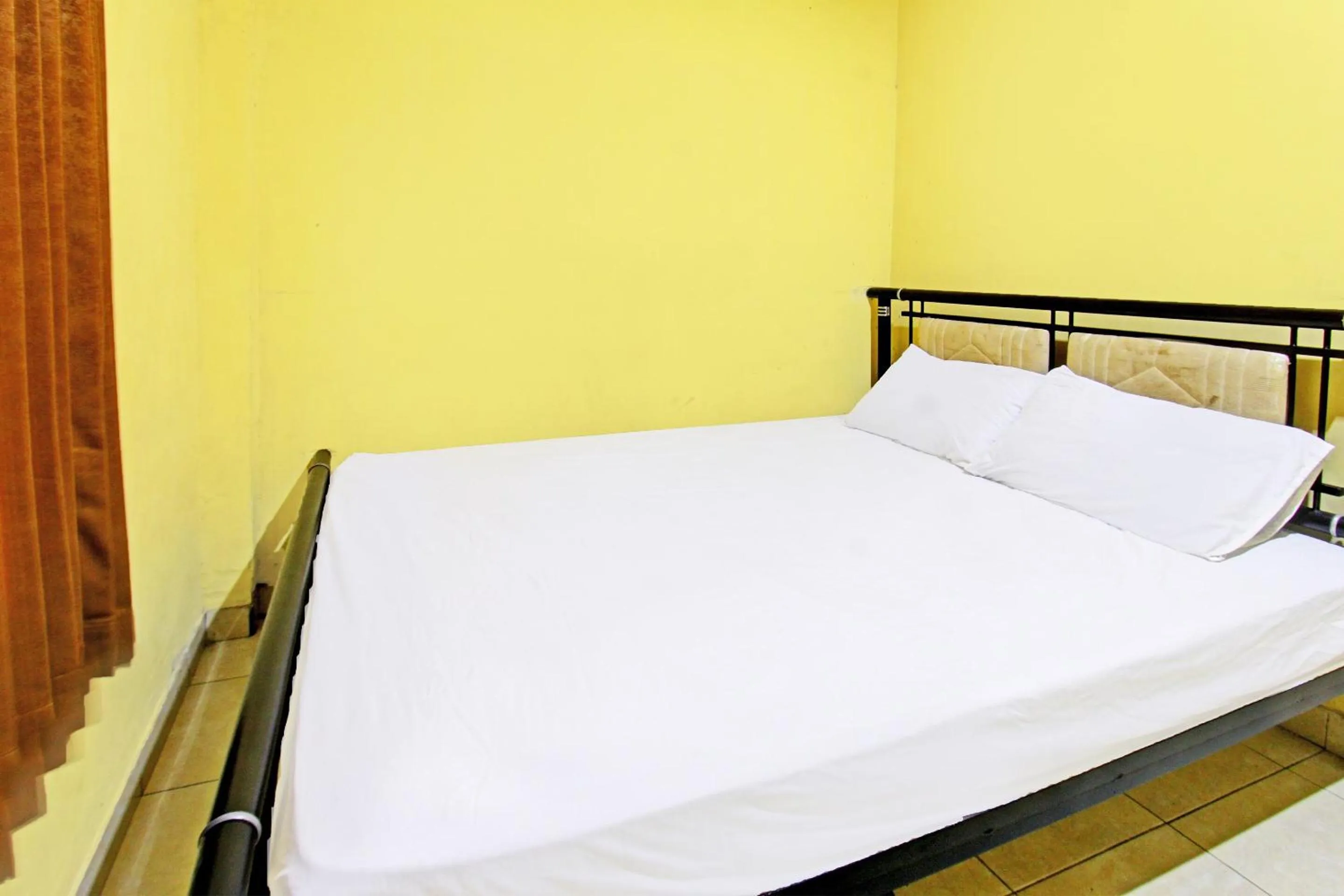 Hotel O Kos Agi Mataram Near Masjid Hissoh Al-Faham