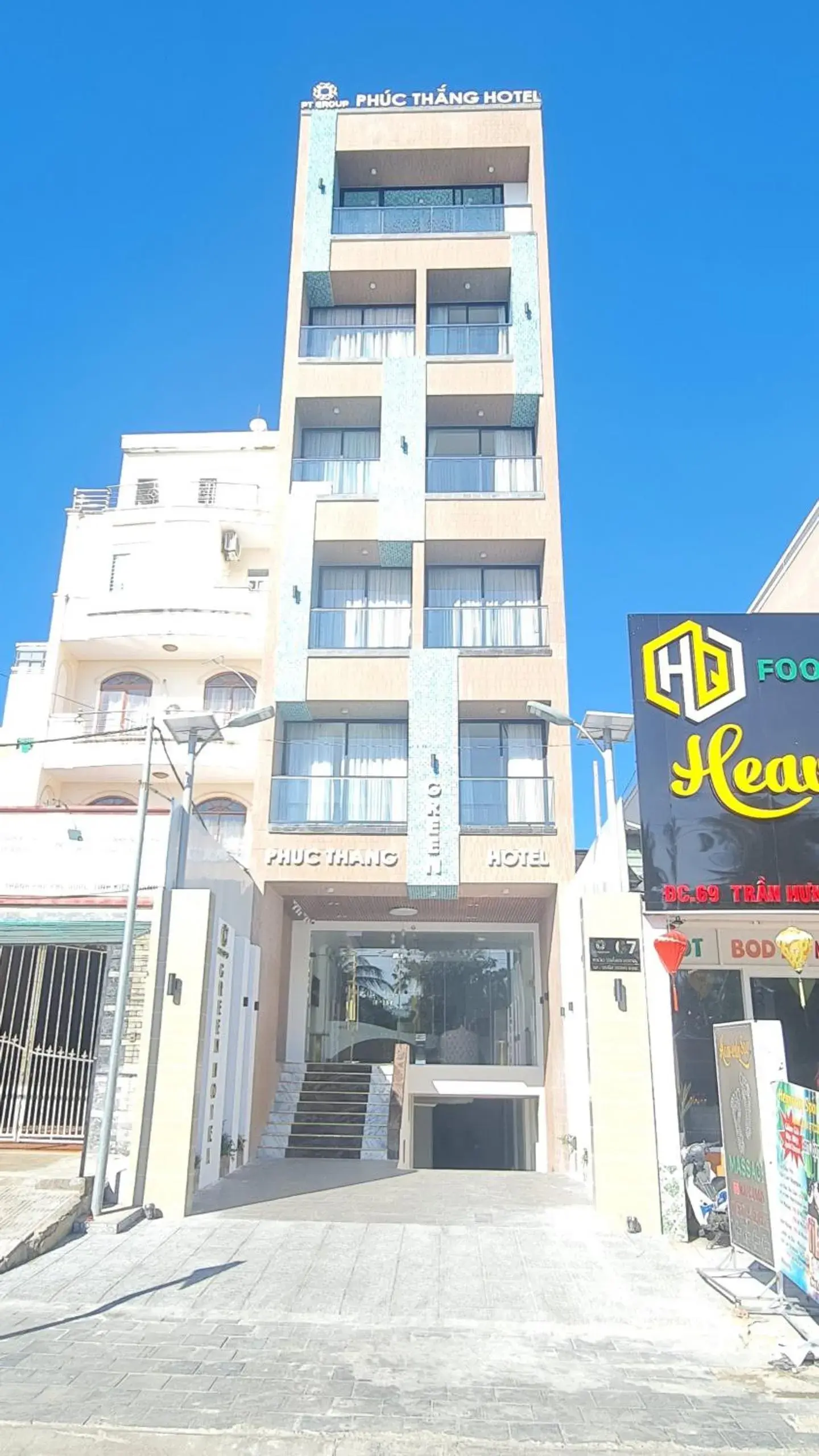 Property building in Phúc Thắng Hotel Property building in Phúc Thắng Hotel