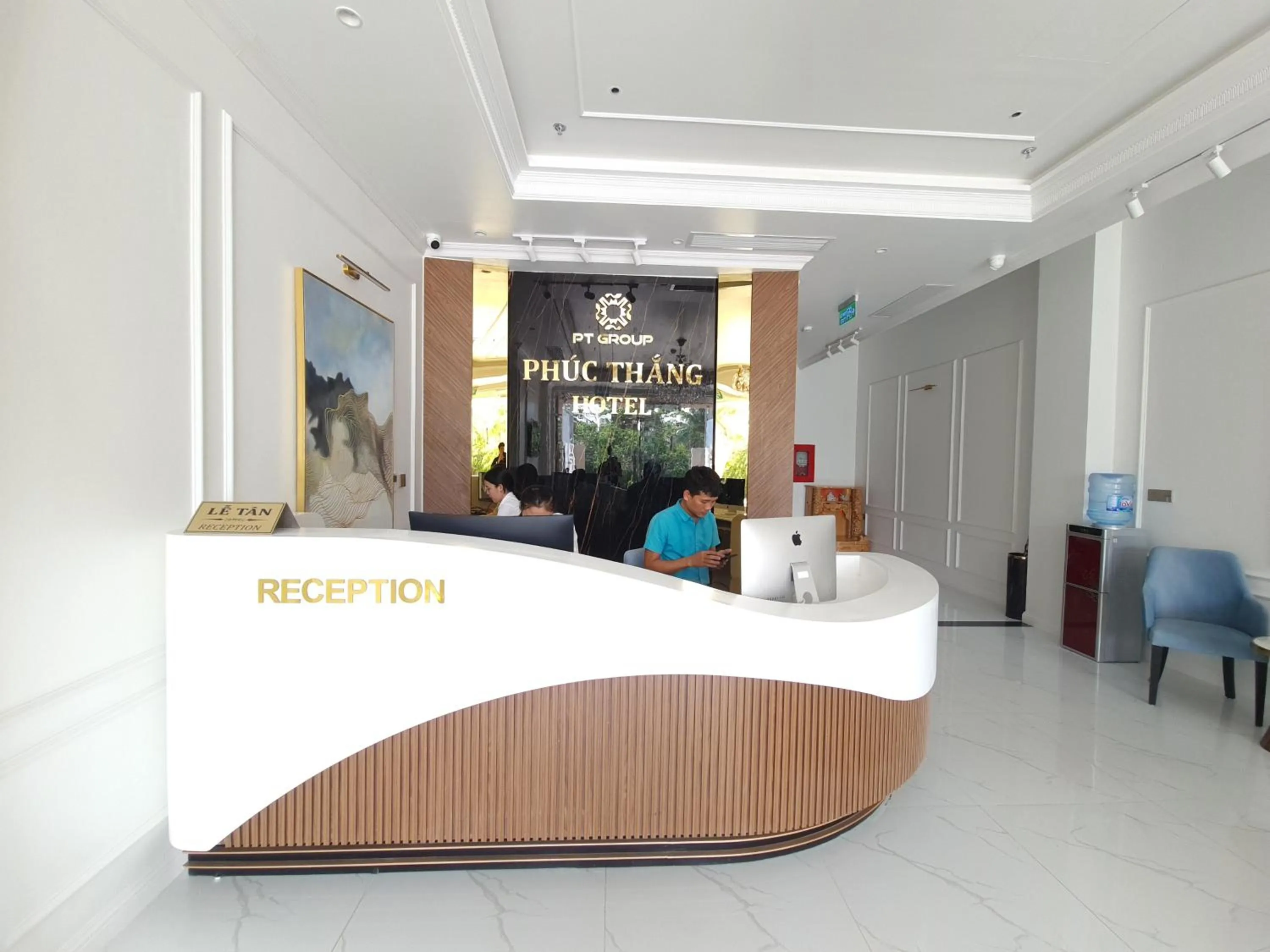 Lobby or reception in Phúc Thắng Hotel