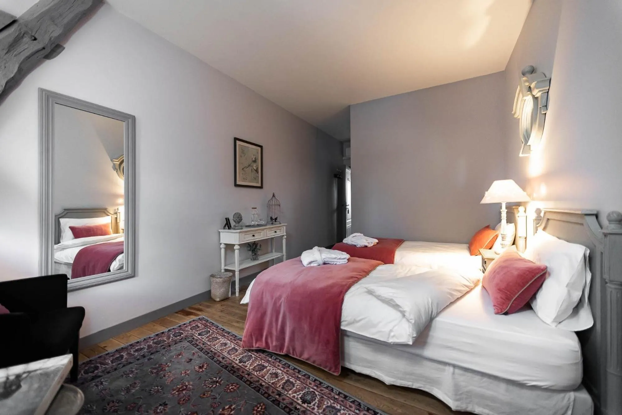 Bedroom, Bed in Clos Saint Sulpice