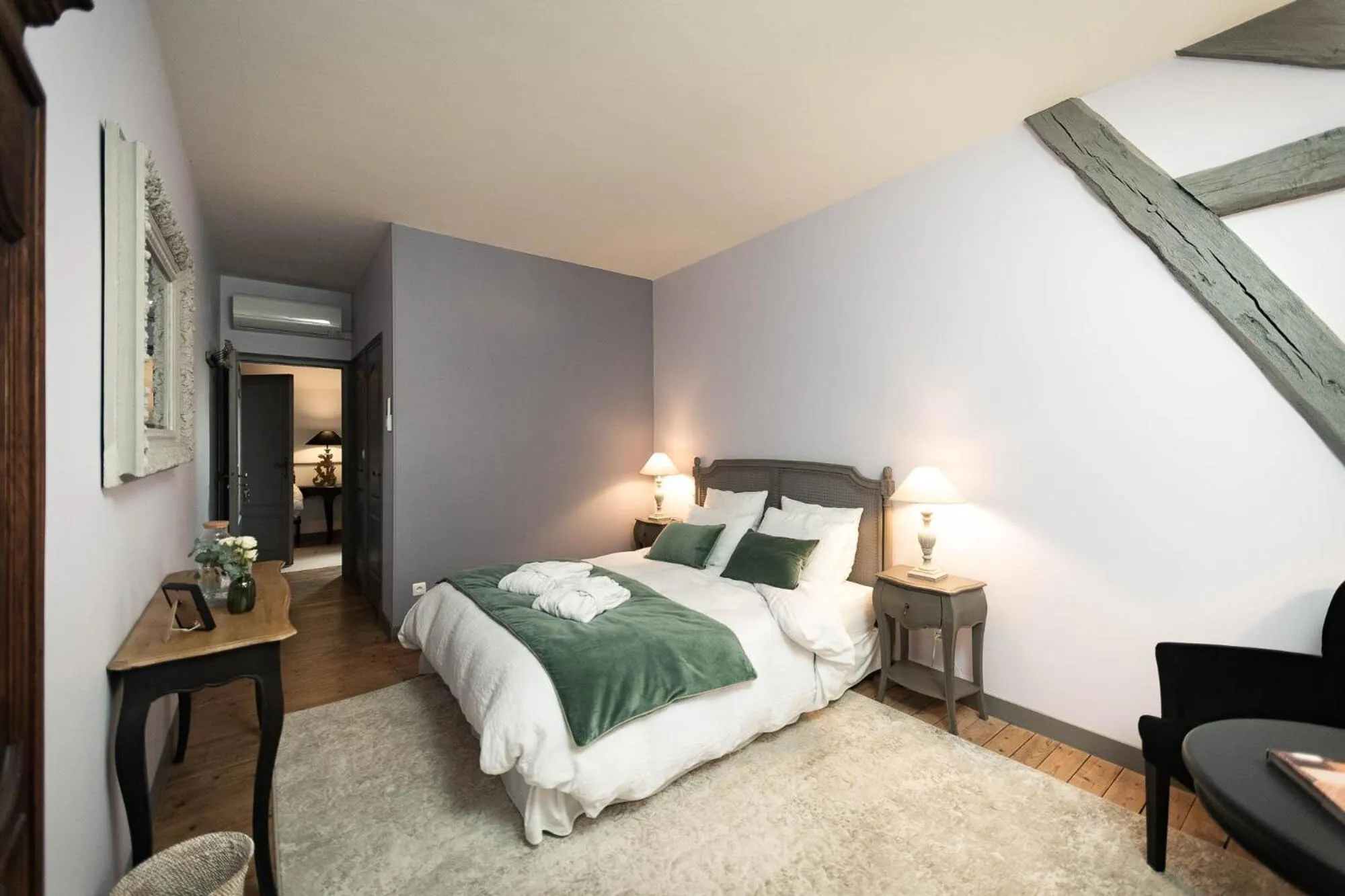 Bedroom, Bed in Clos Saint Sulpice