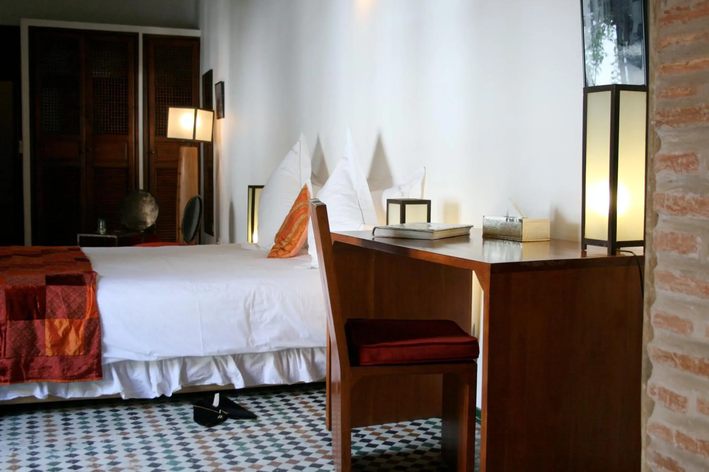 Photo of the whole room, Bed in Riad Laaroussa Photo of the whole room, Bed in Riad Laaroussa