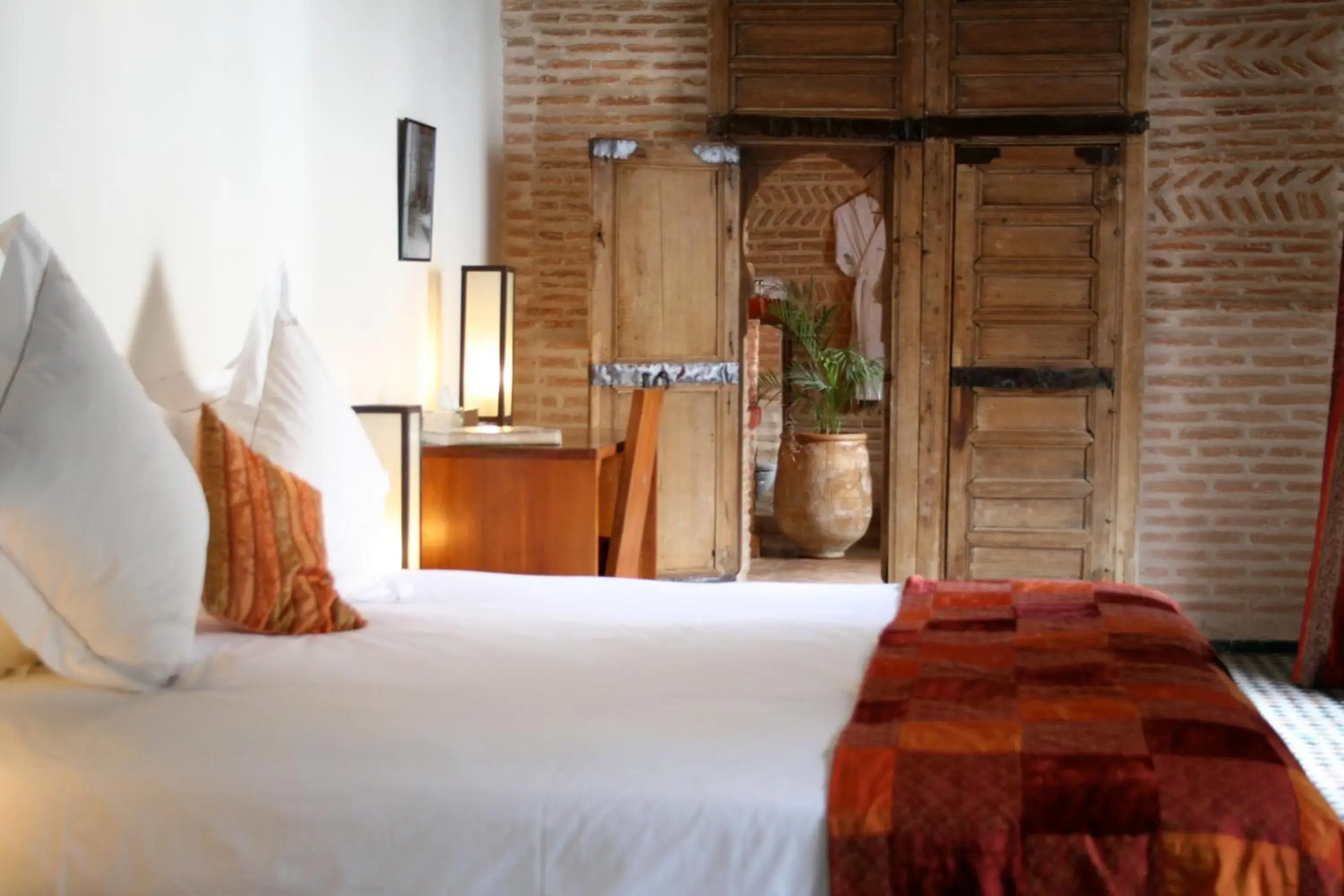 Bed in Riad Laaroussa Bed in Riad Laaroussa