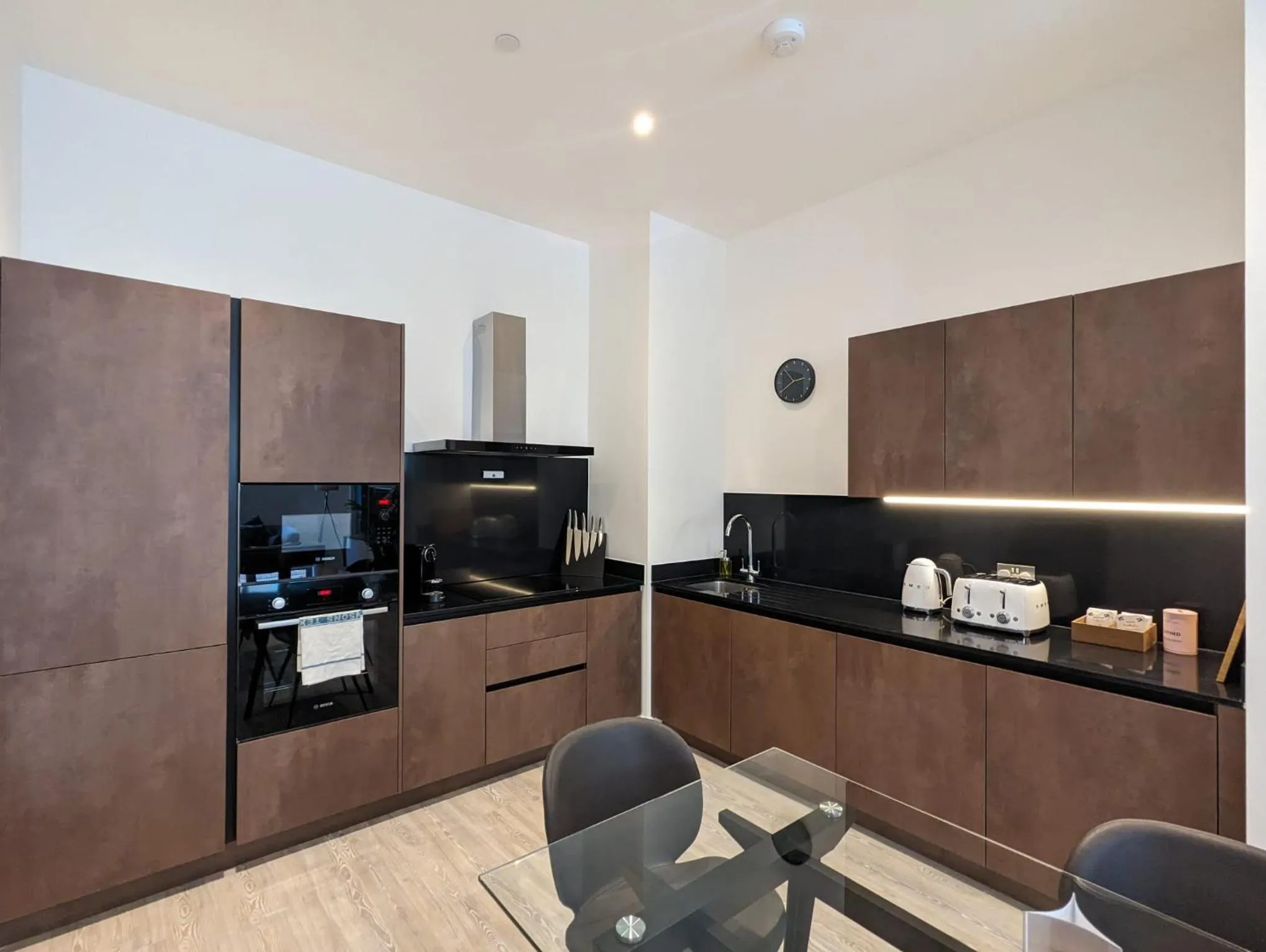 Kitchen or kitchenette in Charles Hope Manchester Townhouses