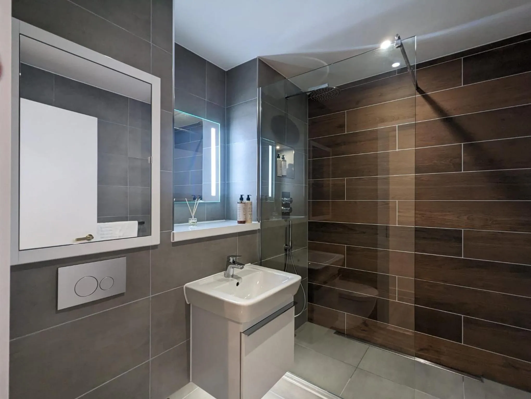 Bathroom in Charles Hope Manchester Townhouses