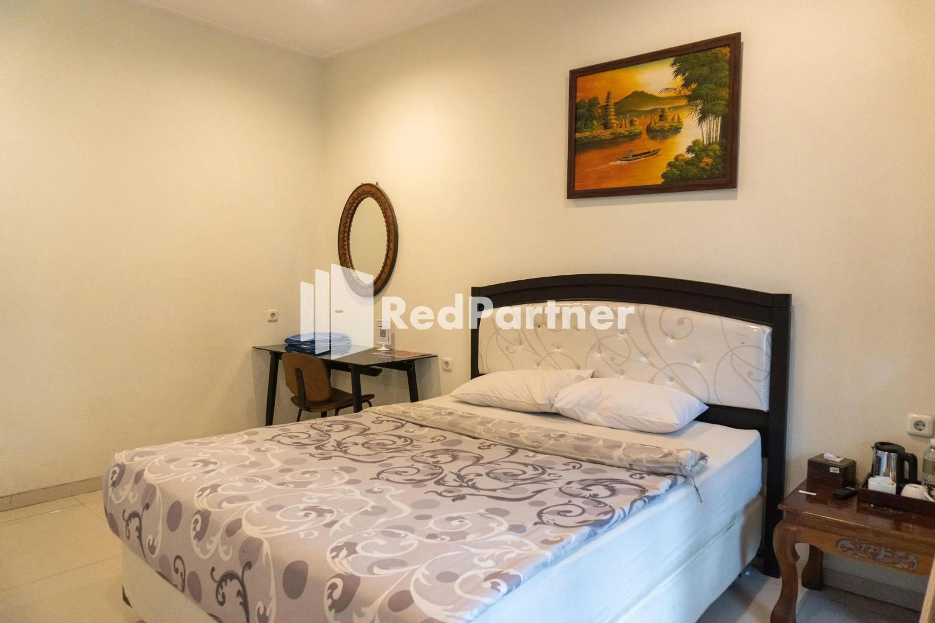 Bedroom, Bed in Javenir Hotel Tawangmangu Mitra RedDoorz