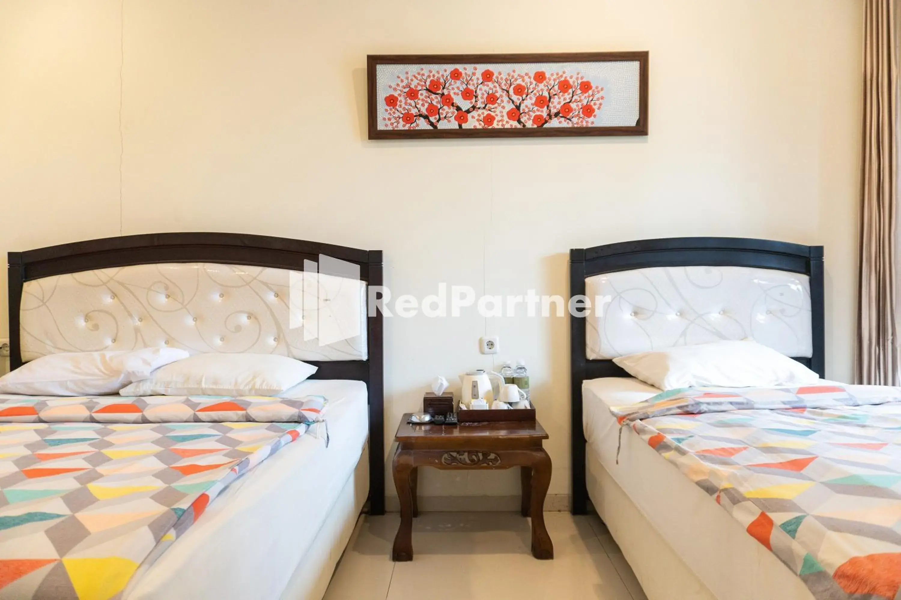 Bedroom, Bed in Javenir Hotel Tawangmangu Mitra RedDoorz Bedroom, Bed in Javenir Hotel Tawangmangu Mitra RedDoorz