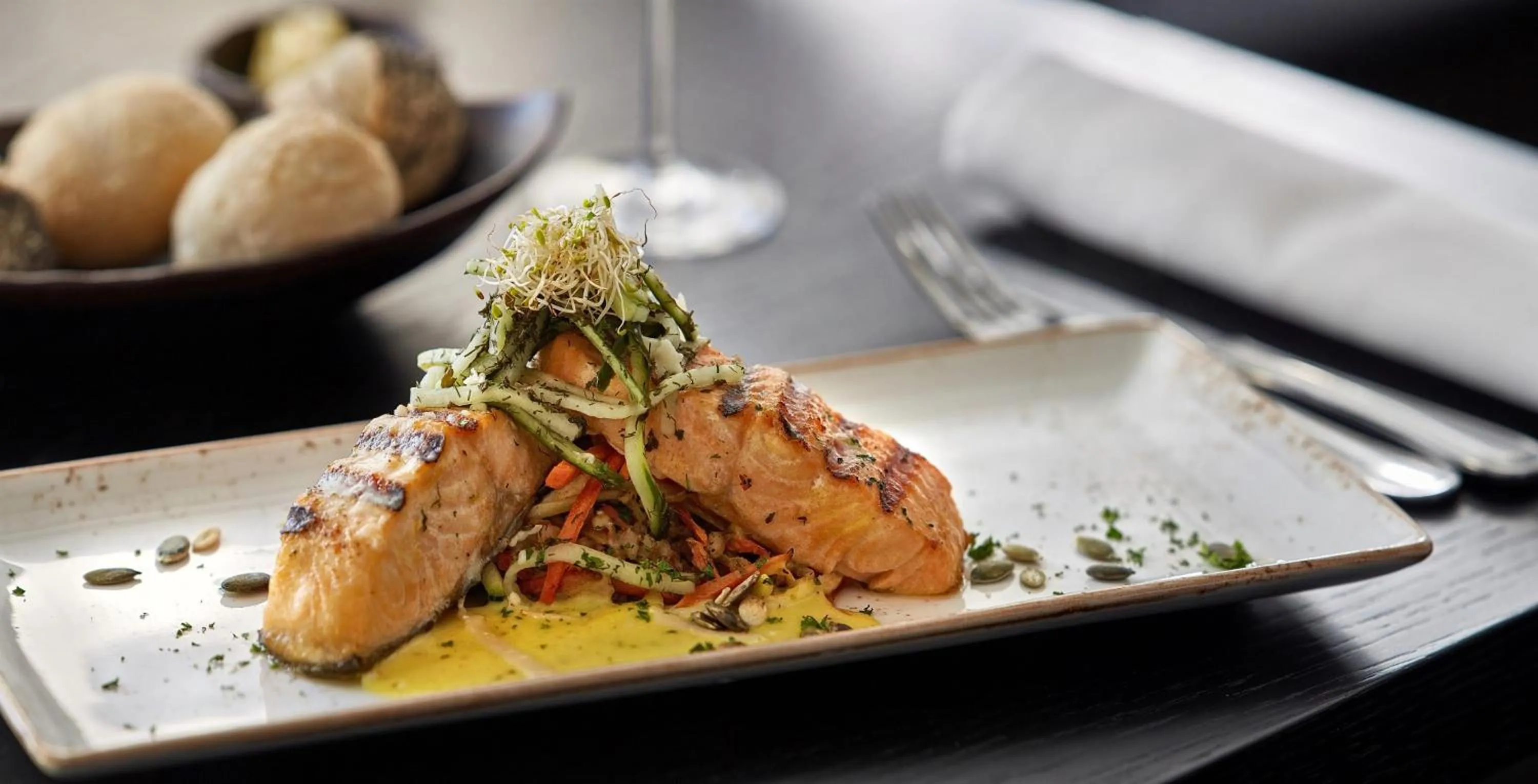 Restaurant/places to eat in Hotel Örk