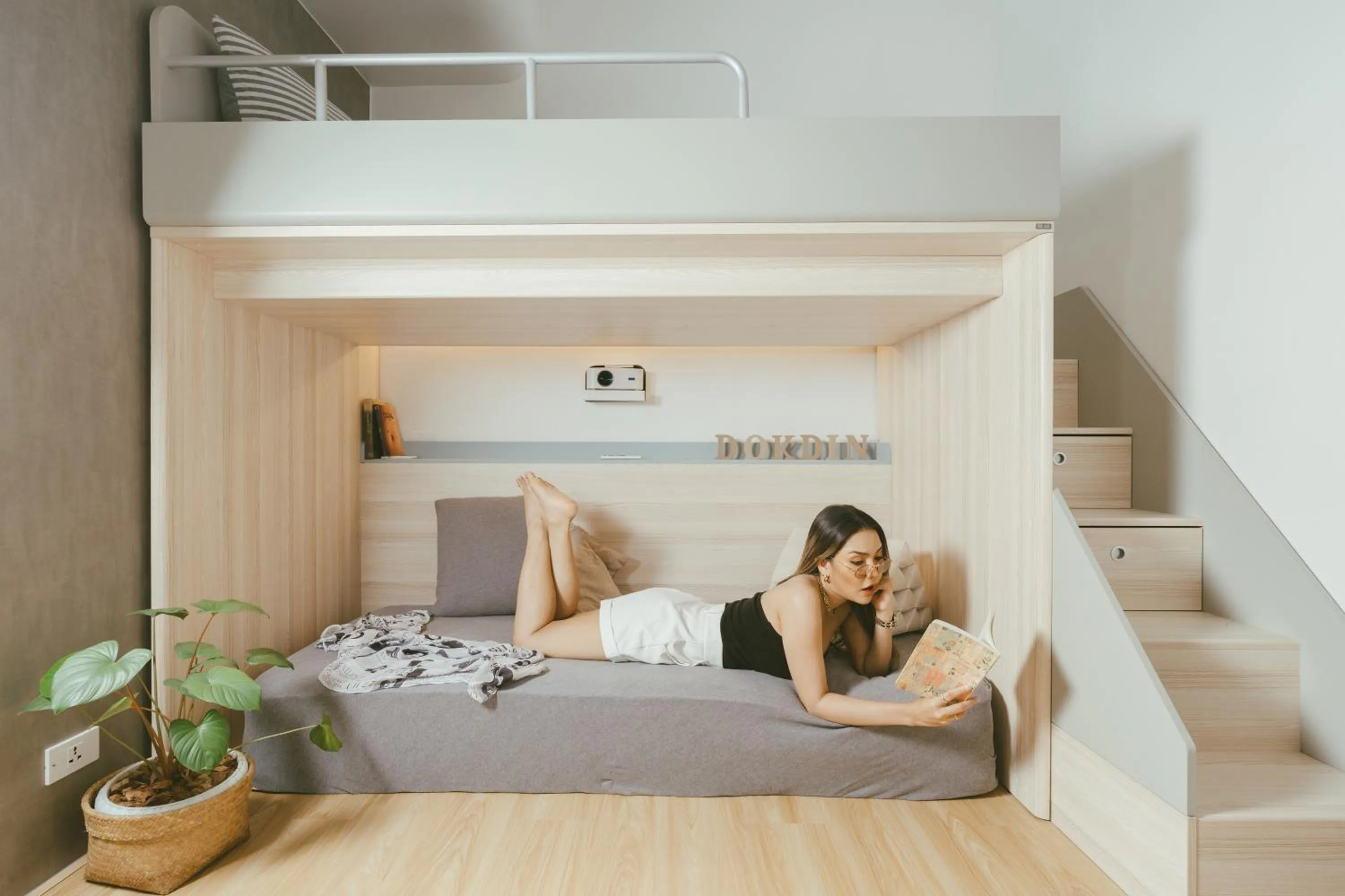 Bed in Dokdin's Family