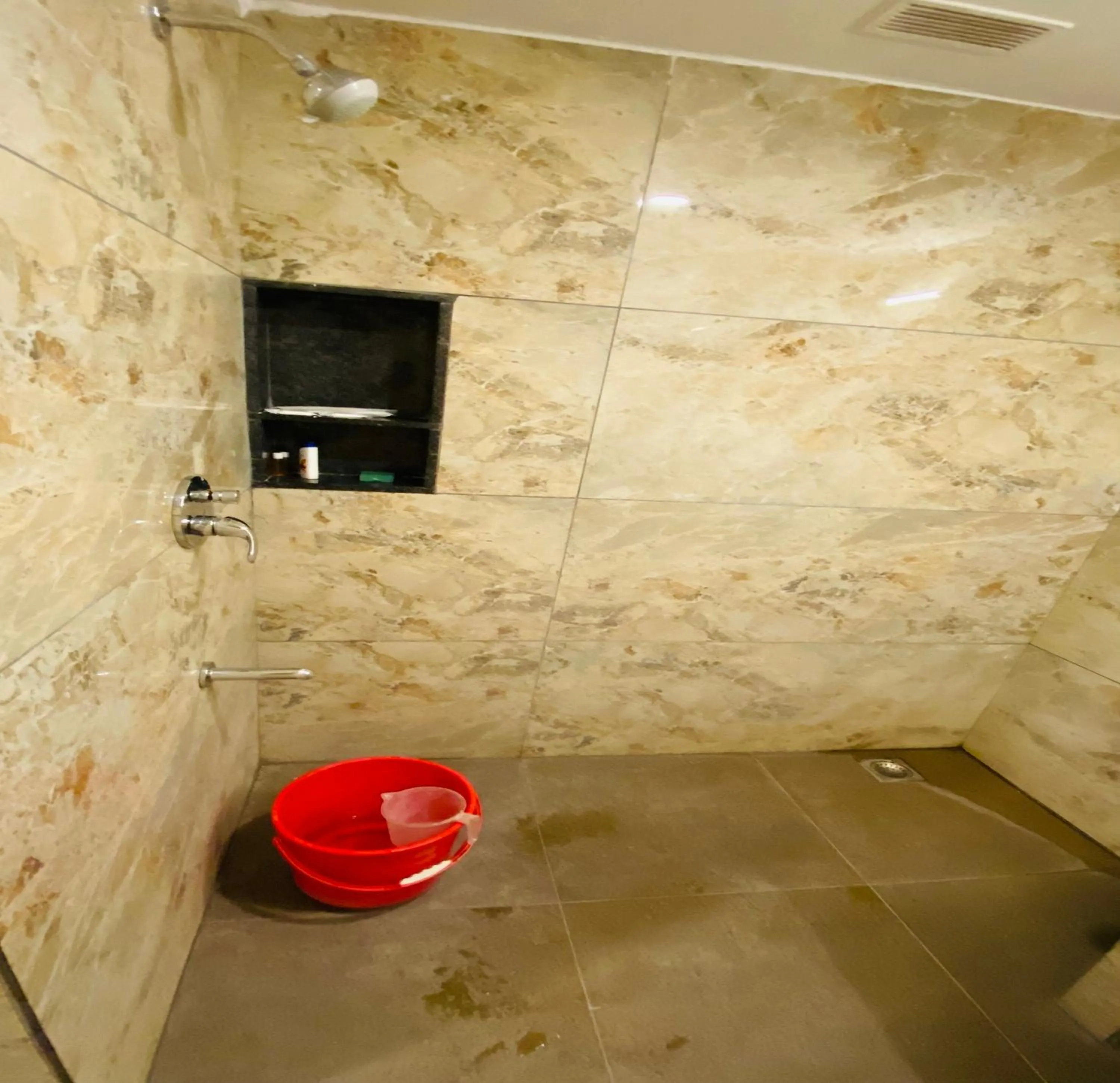 Bathroom in DFRONT GOLDEN PALACE