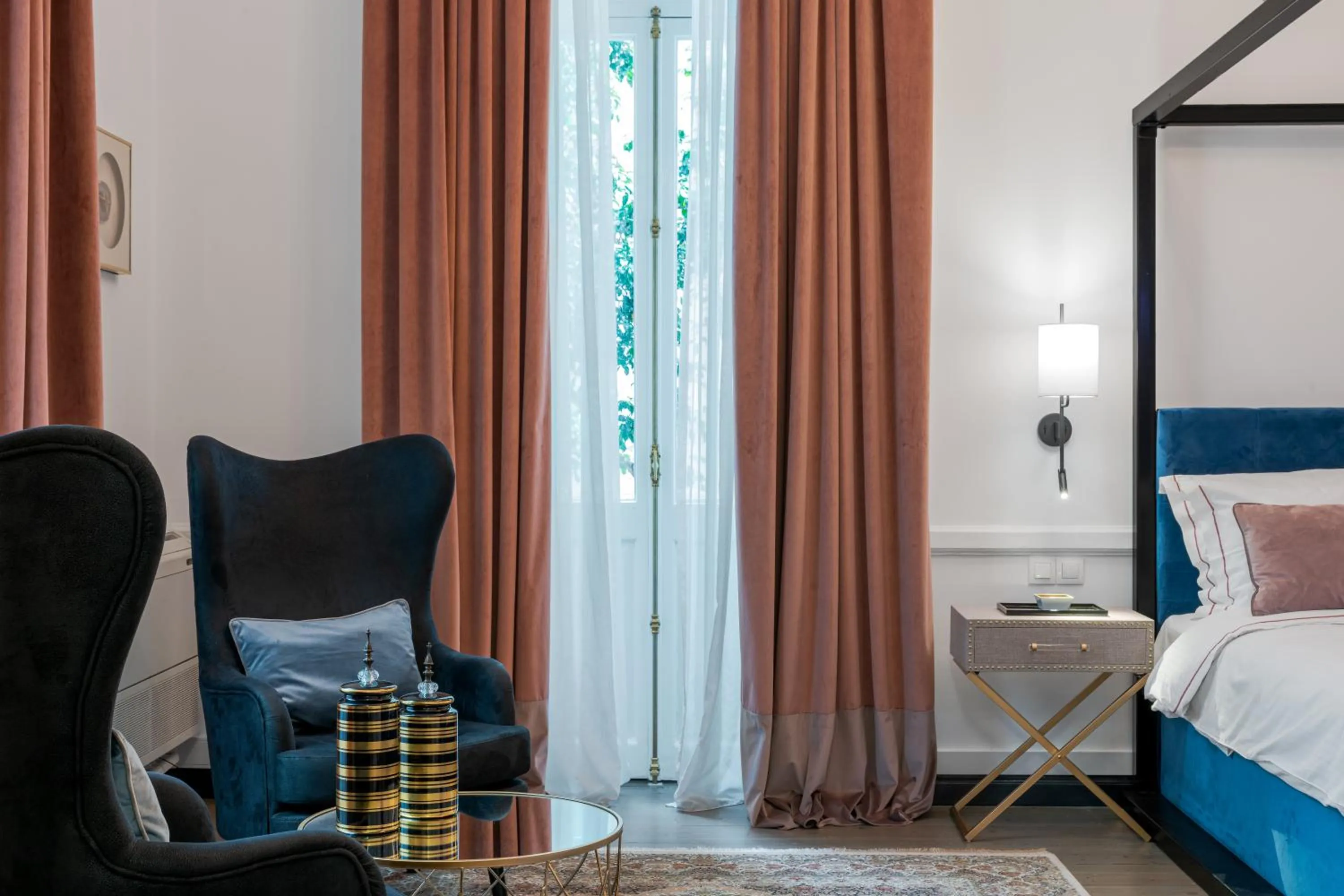 Bed in 2 Mazi Suites